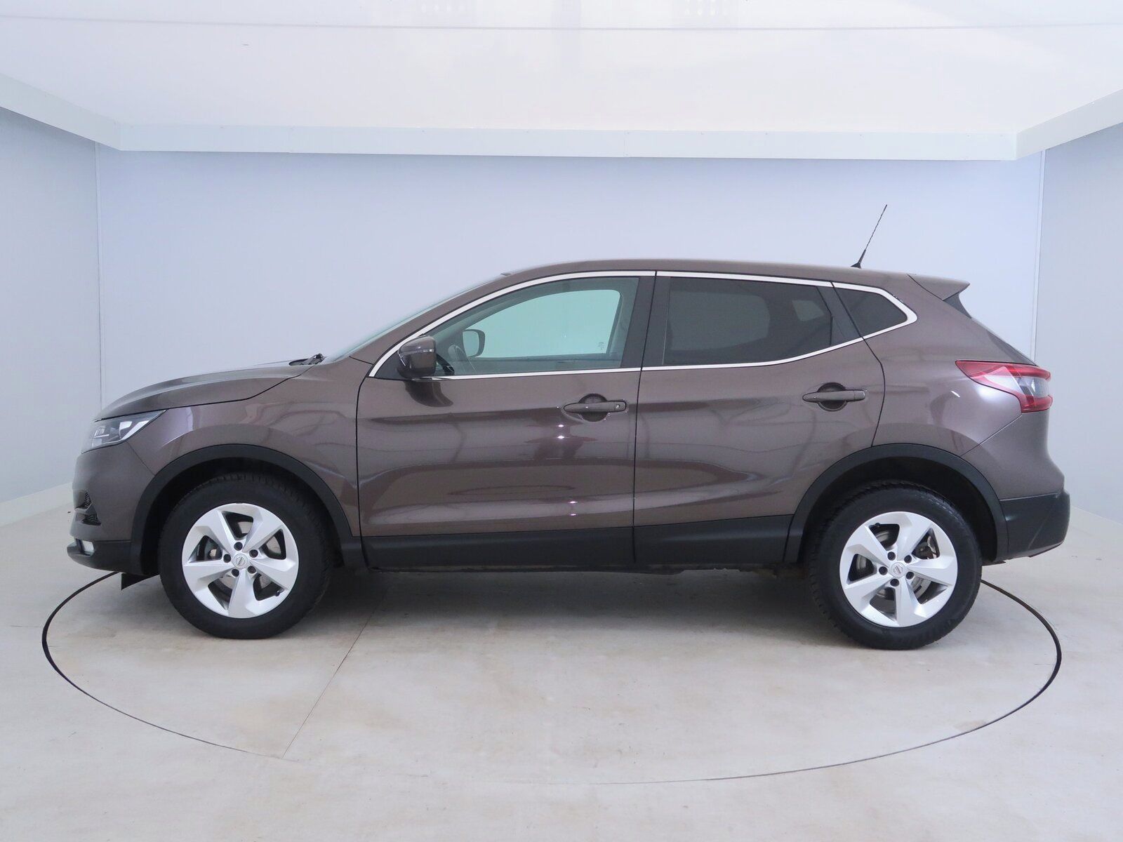 Nissan Qashqai, 1.3 DIG-T, Acenta, Serv.kniha - fotka 3