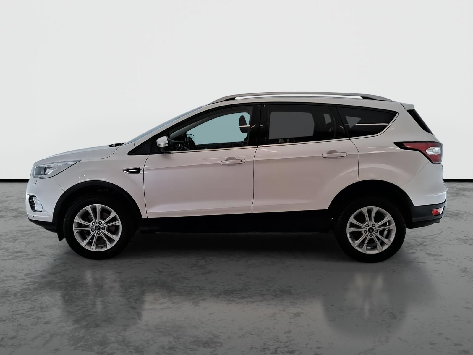 Ford Kuga, 1.5 EcoBoost, Titanium, ČR - fotka 3