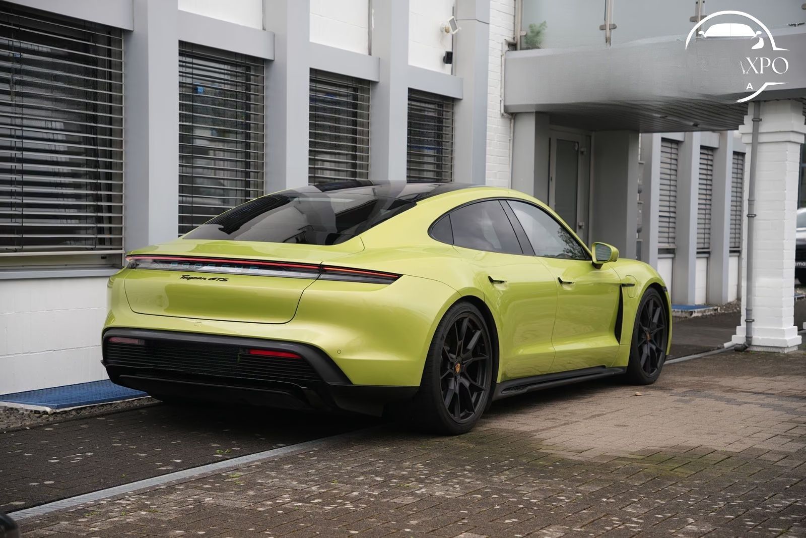 Porsche Taycan, 4 GTS* - fotka 2