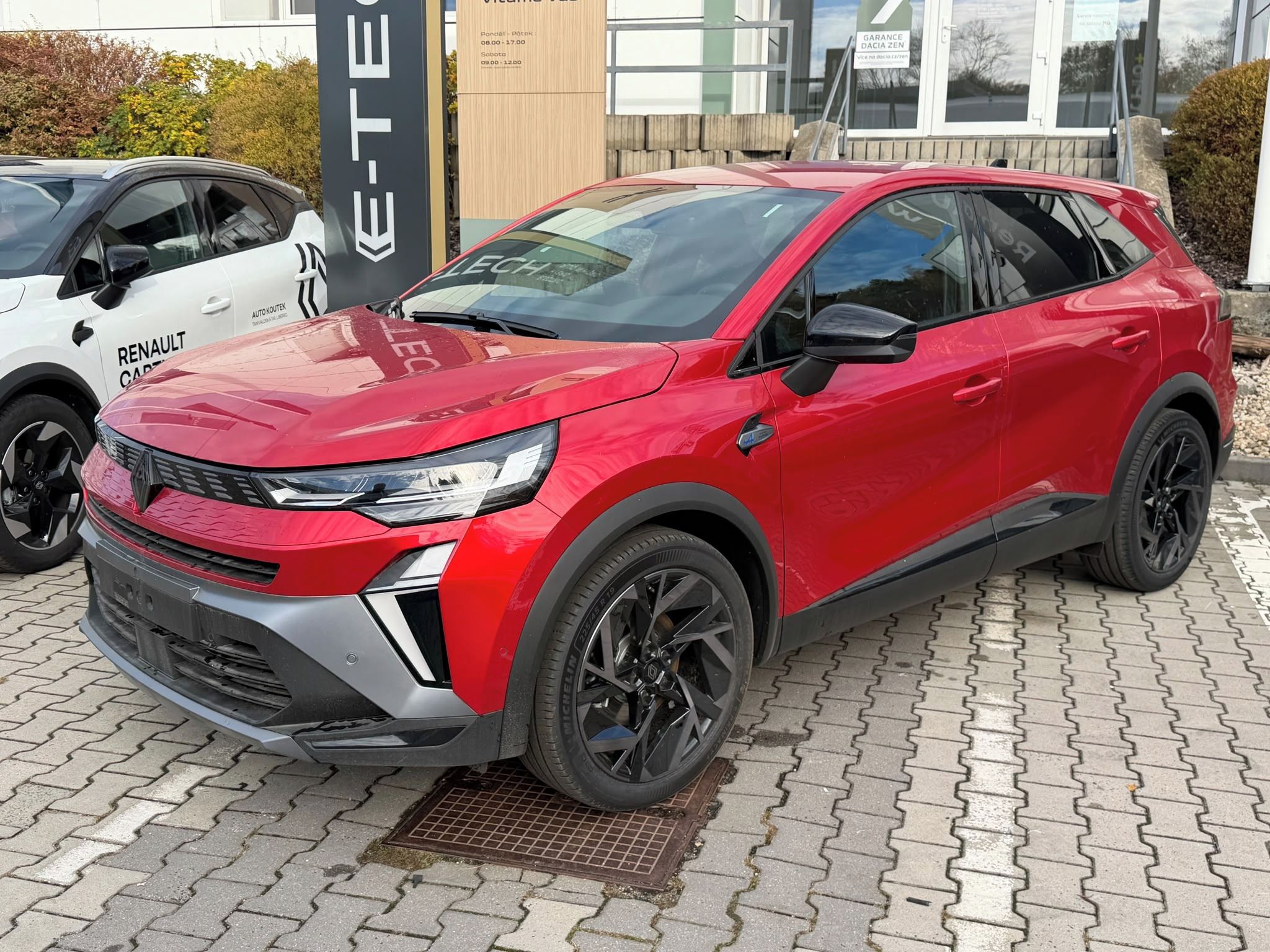 Renault Symbioz, esprit Alpine full hybrid 160 - fotka 2