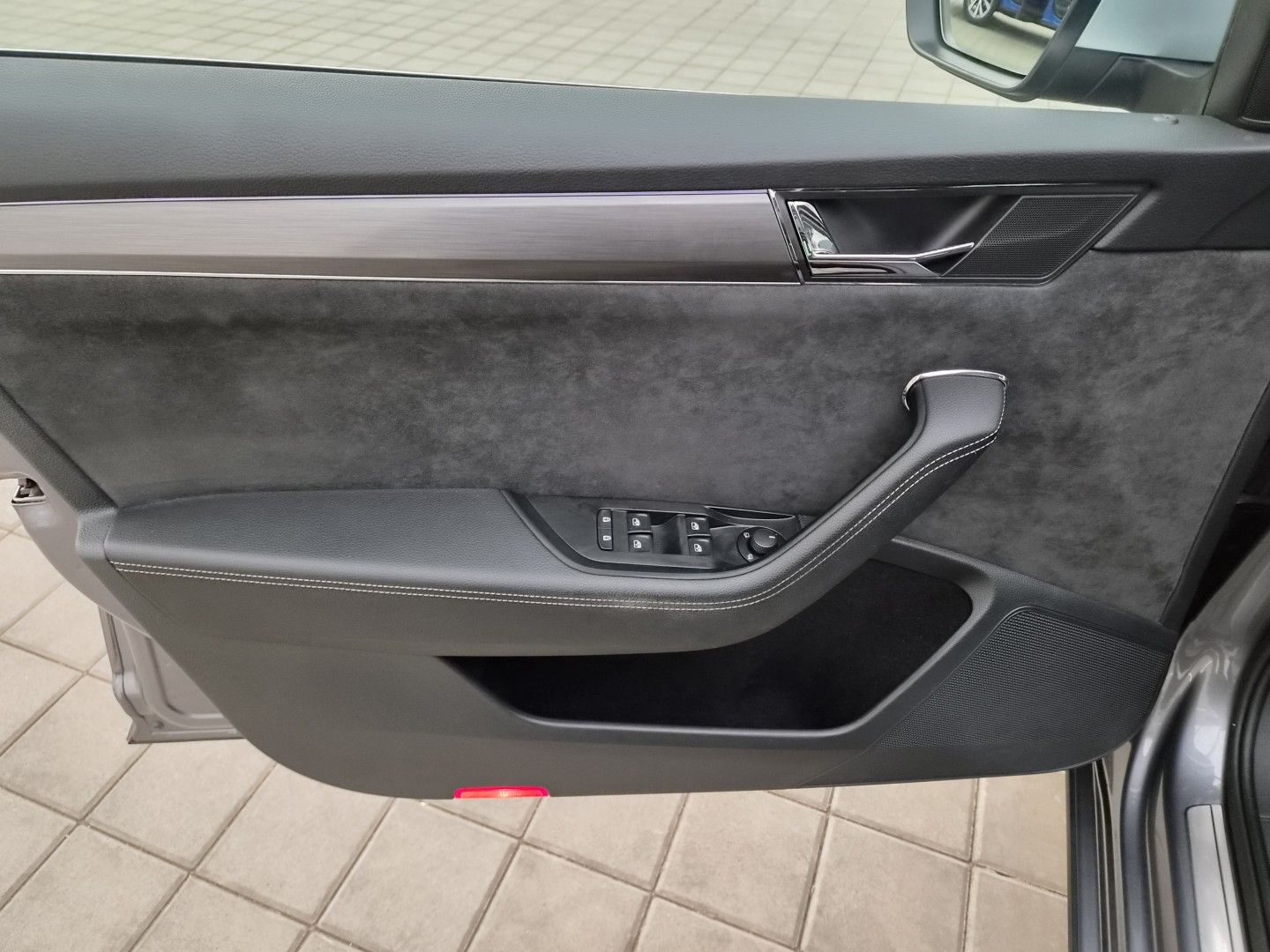 Škoda Superb, 2.0TDI 147kW 4x4  Scout - fotka 6