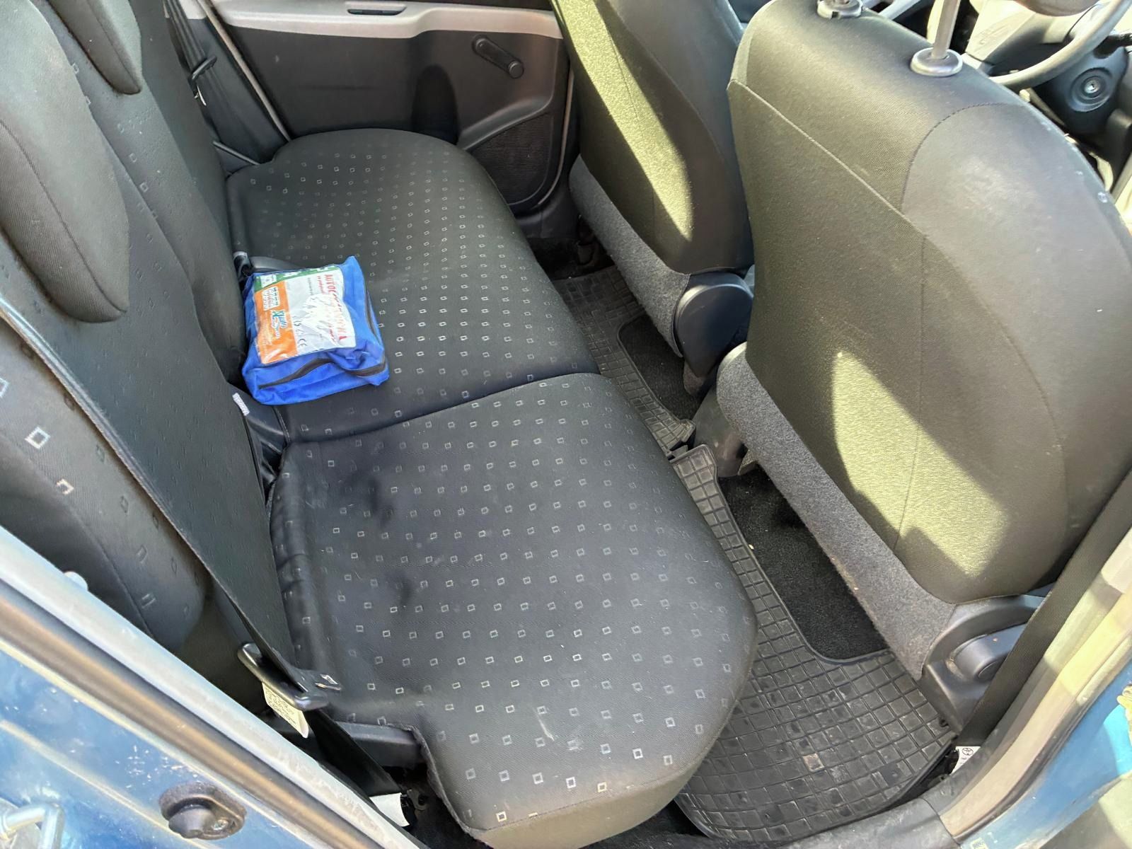 Toyota Yaris, 1,0i 51kW STK 07/27 - fotka 6