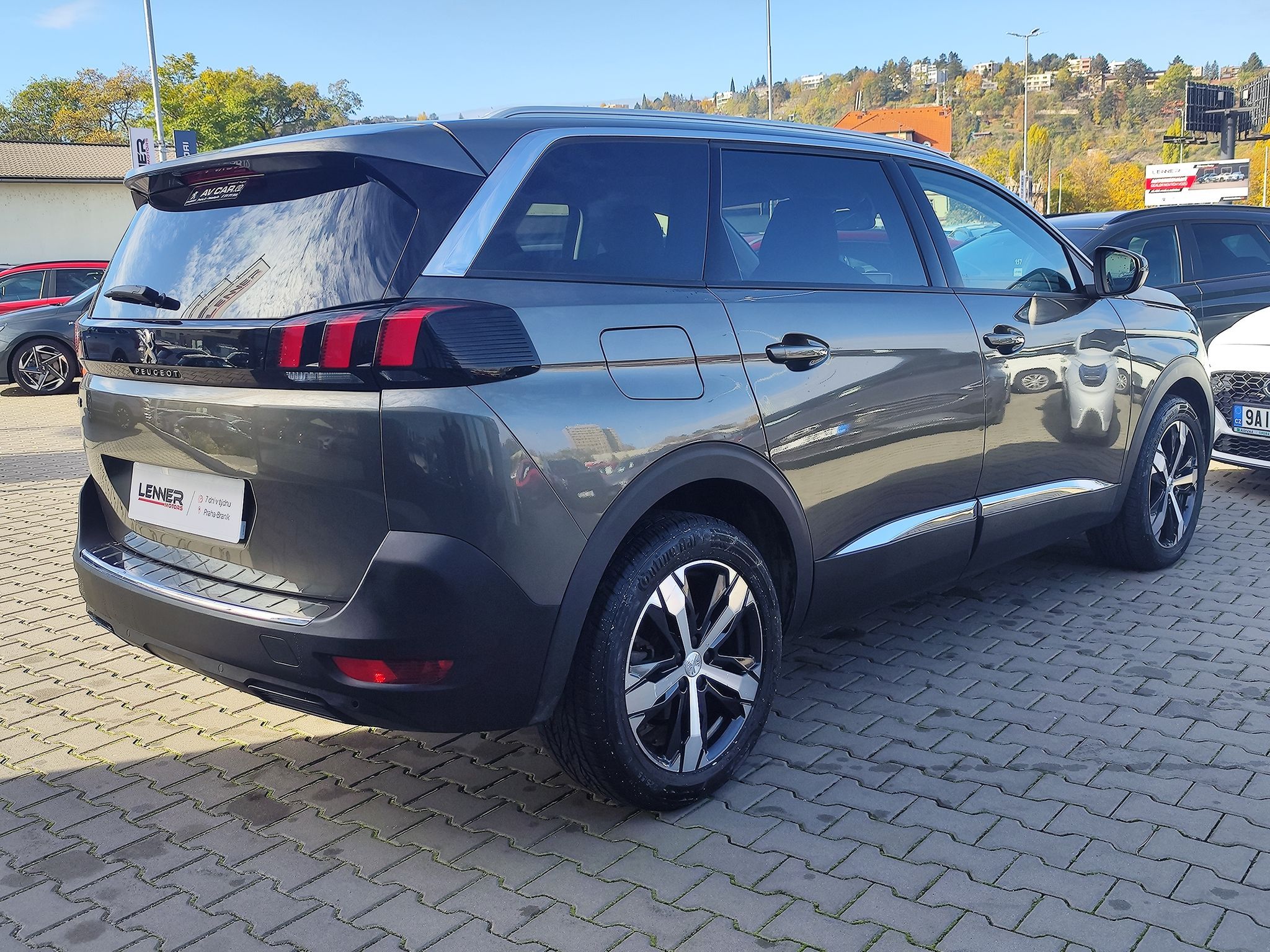 Peugeot 5008, 1.2 PureTech/96kW Allure AT - fotka 5