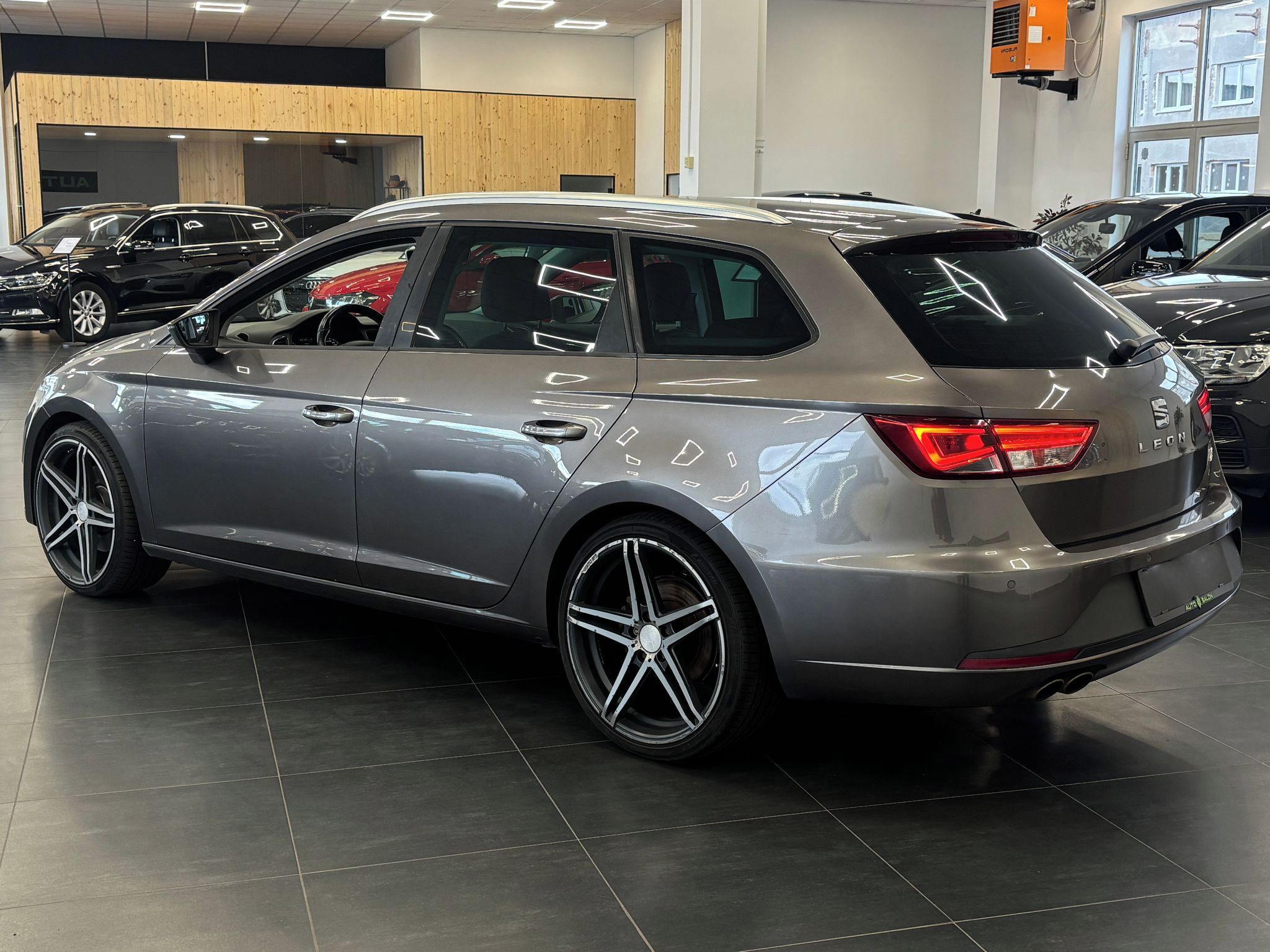 Seat Leon, FR 1.8 TSI 132kW Automat - fotka 4
