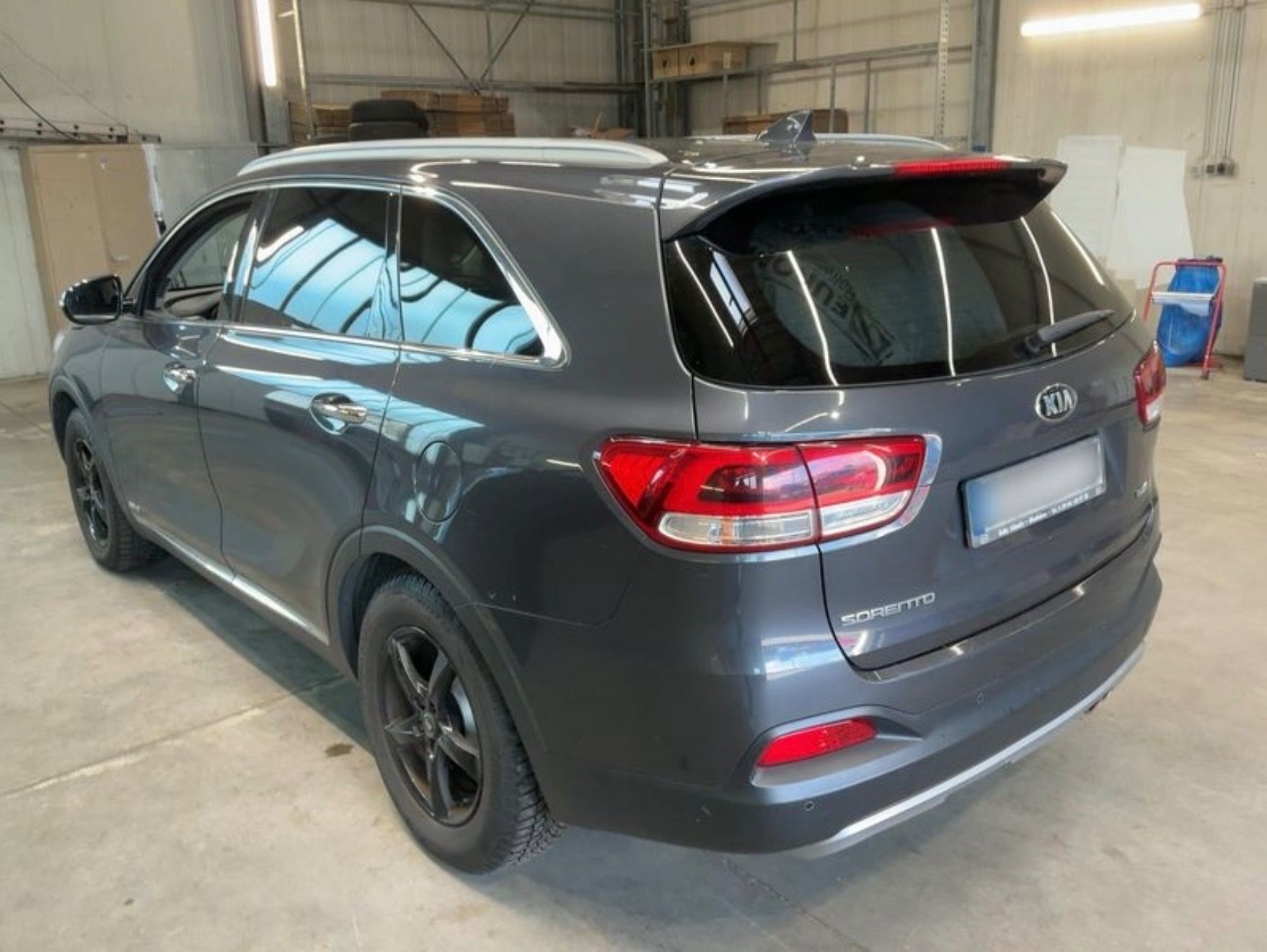 Kia Sorento, 2.2 CRDi 4X4 AT KŮŽE VENTILACE - fotka 2