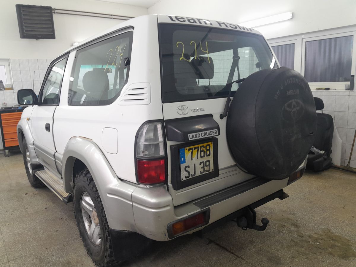 Toyota Land Cruiser, 3.0T D4D - fotka 4