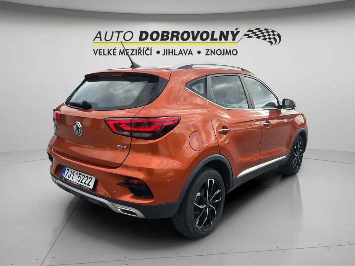 MG ZS, Emotion 1,5 78kW MT5/5222 - fotka 2