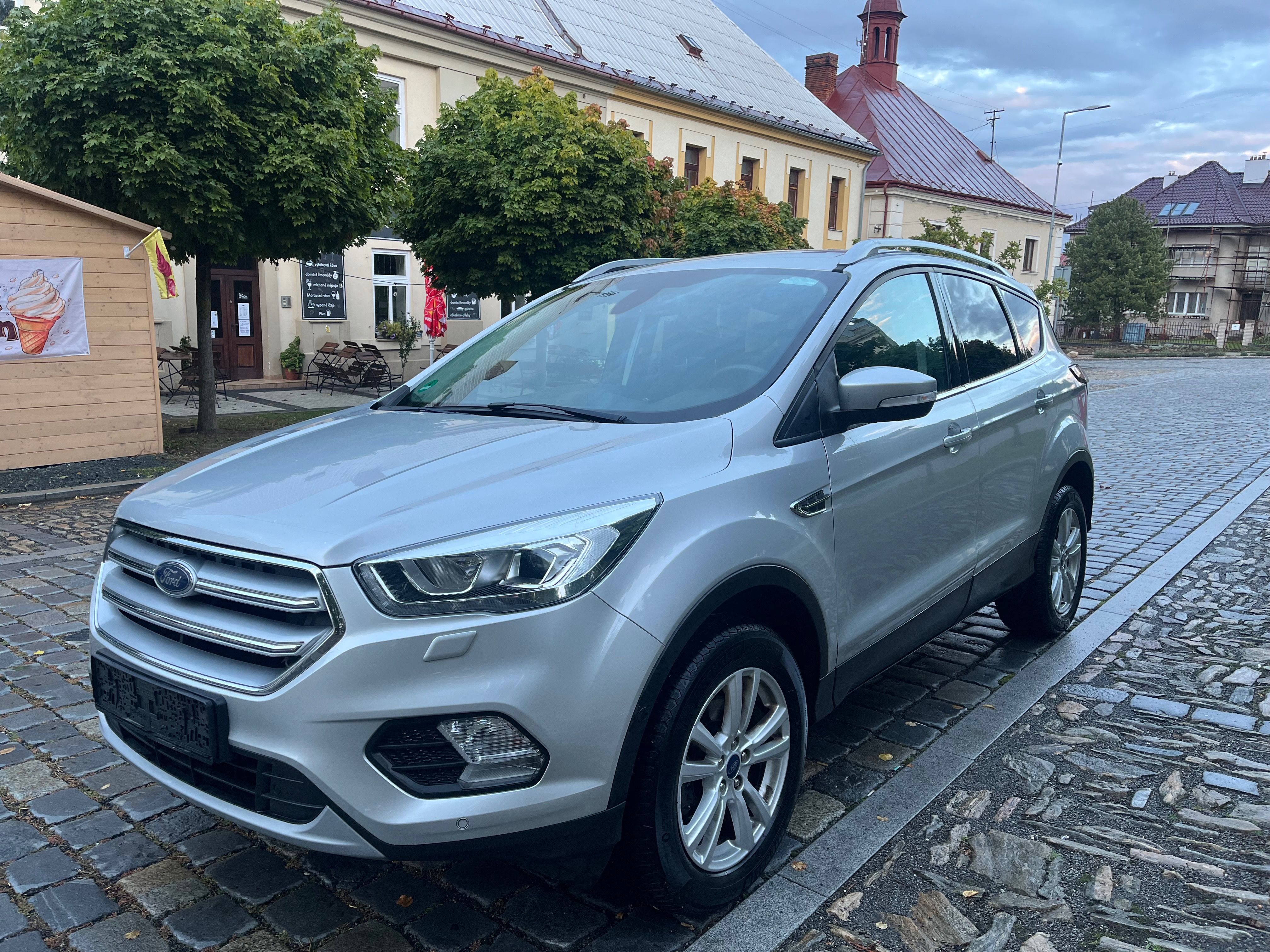 Ford Kuga, 1.5 EB,Titanium,ALU kola