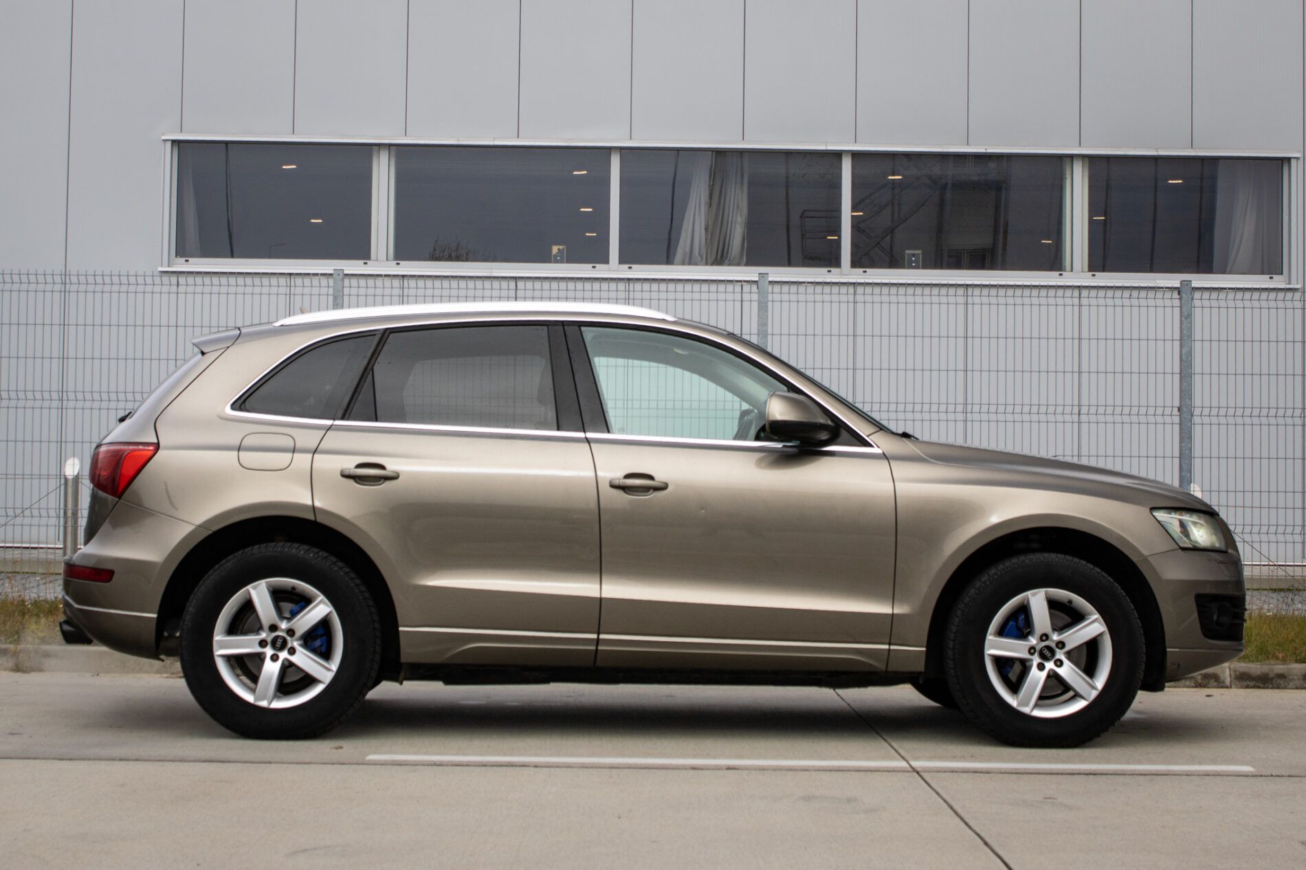 Audi Q5 - fotka 4