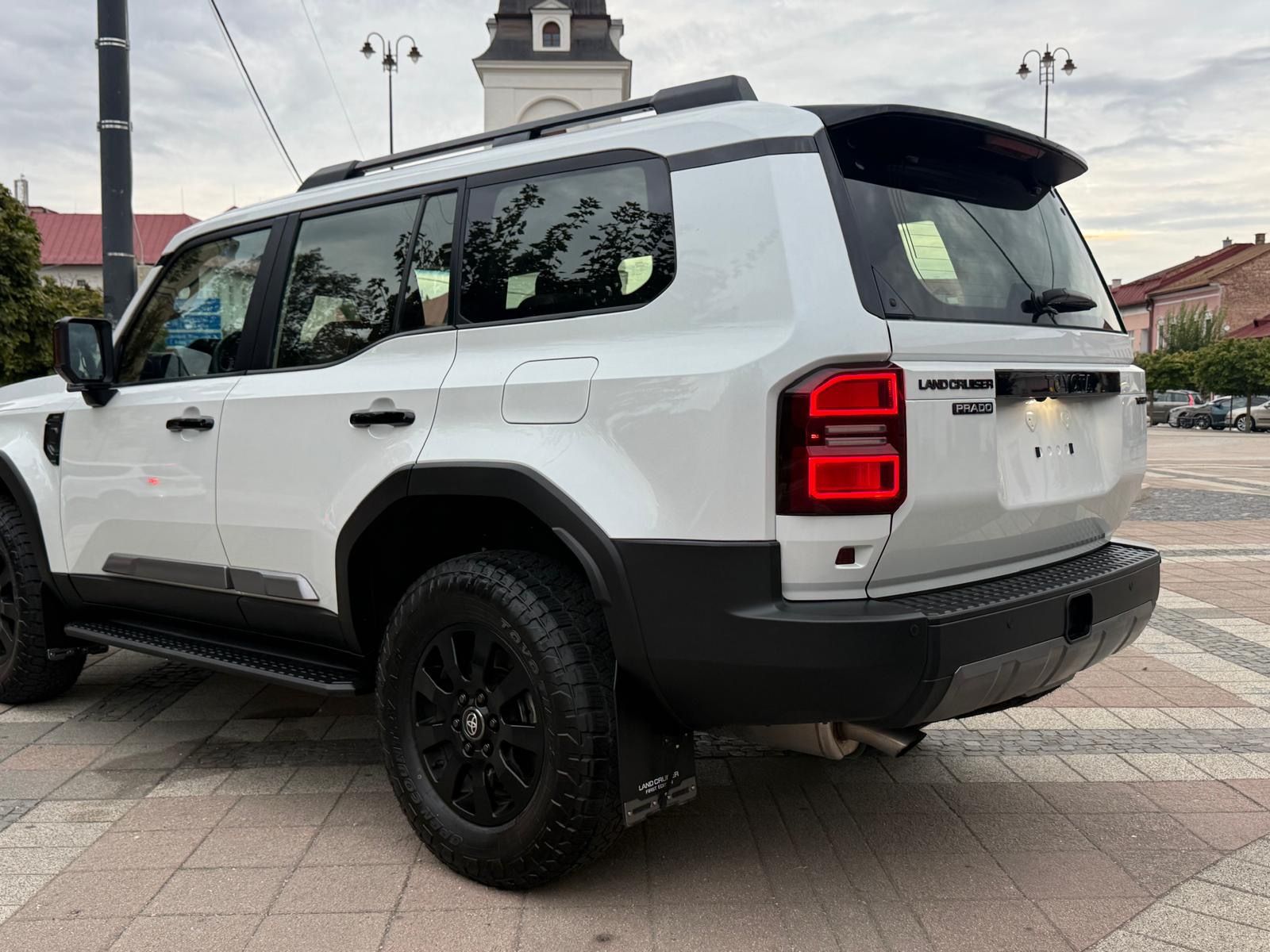 Toyota Land Cruiser, Prado First Edition GLX - fotka 4
