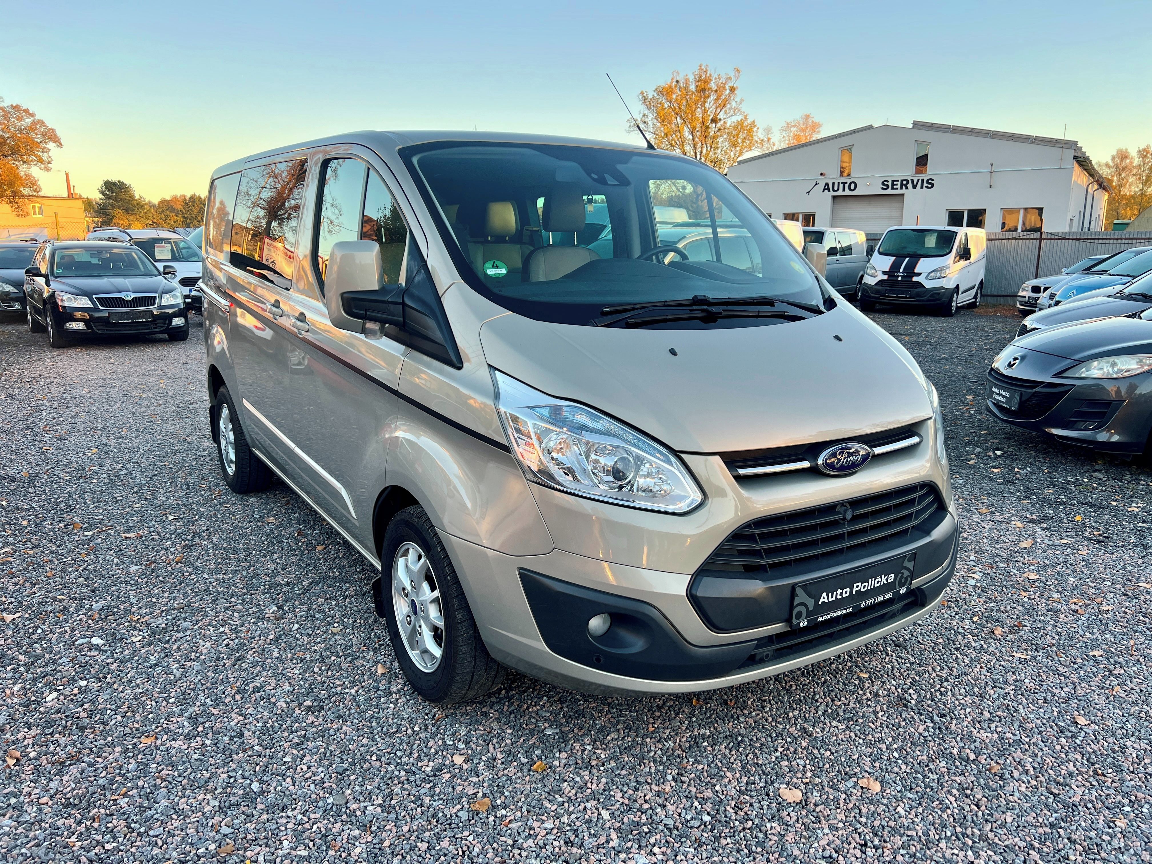 Ford Transit Custom, 2.2d 114 kW 5 míst,VelmiHezký - fotka 4