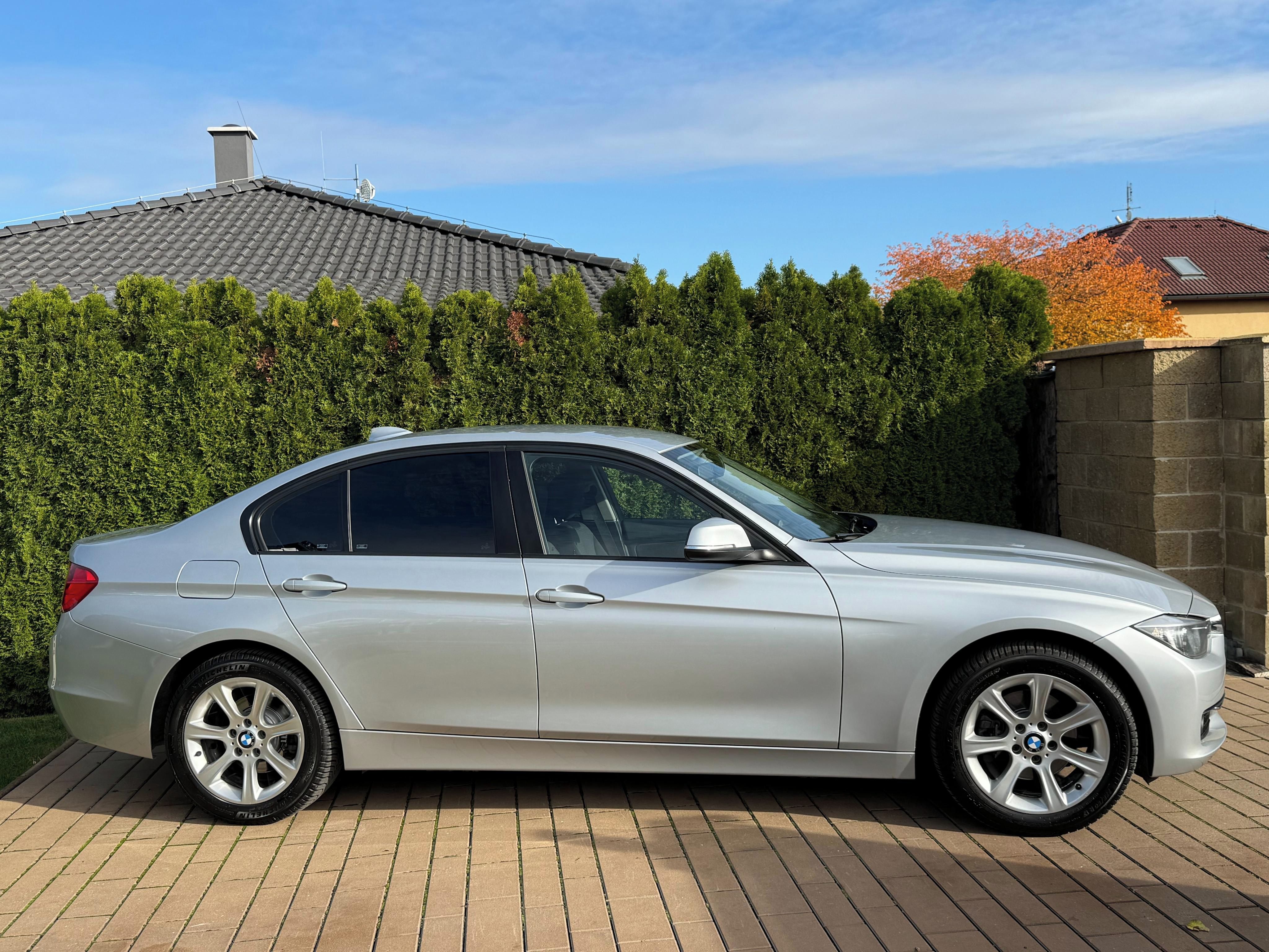 BMW Řada 3, 320D xDrive 135kW NOVÉ ROZVODY - fotka 5