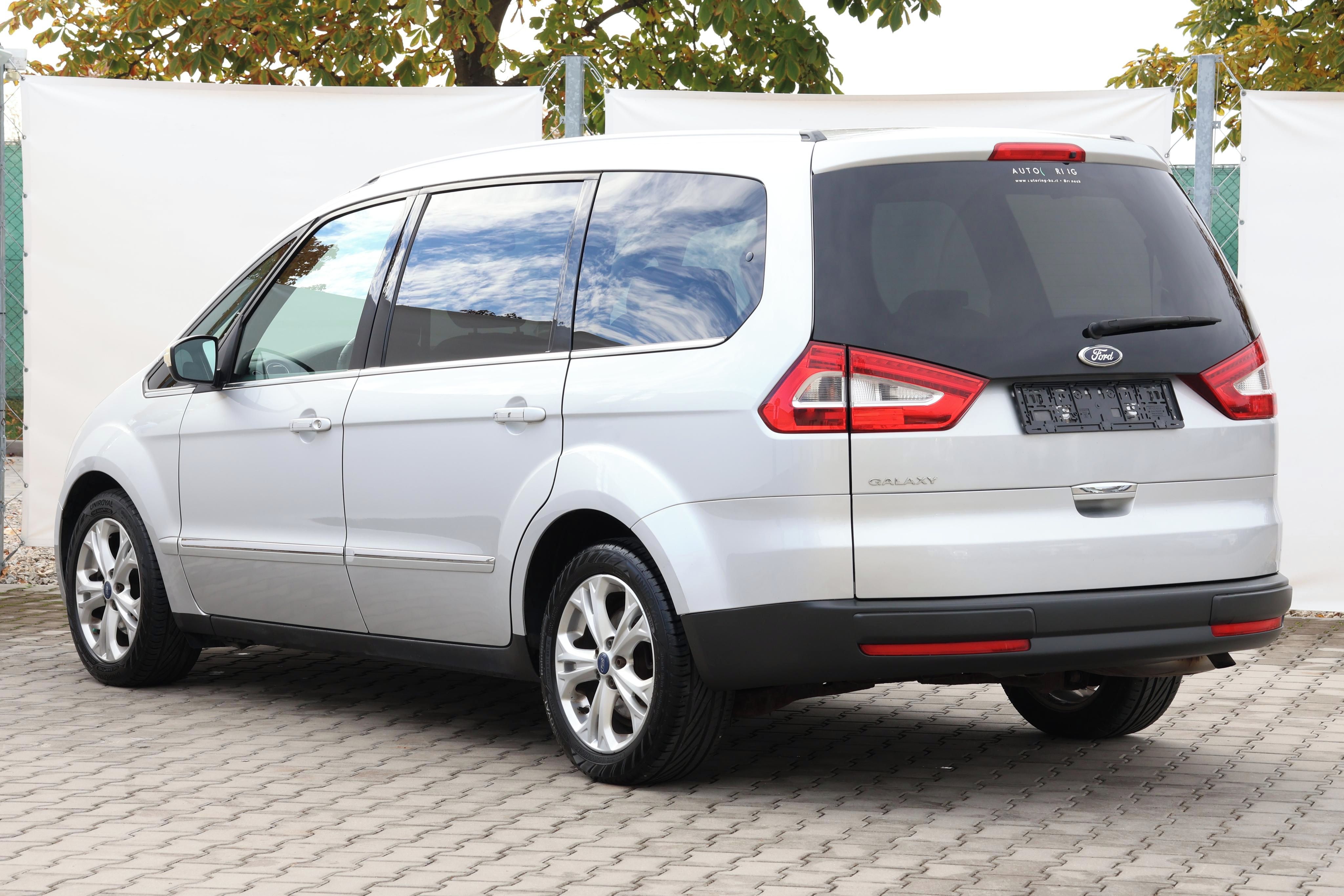 Ford Galaxy, 2.2TDCI 147kW 7Míst Manuál TOP - fotka 4