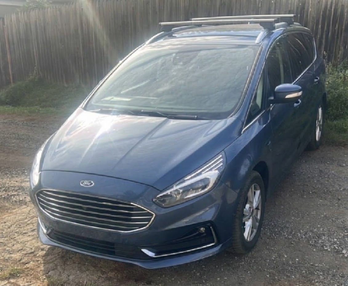 Ford S-MAX, Ford S-max s tažným zařízenim