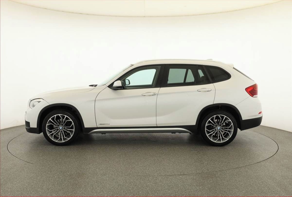 BMW X1, BMW X1 XDRIVE 20D - fotka 2