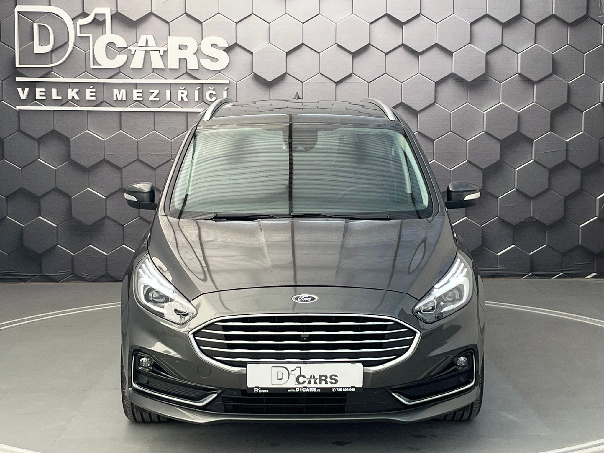 Ford Galaxy, 2.5 HEV Titanium 7míst - fotka 6