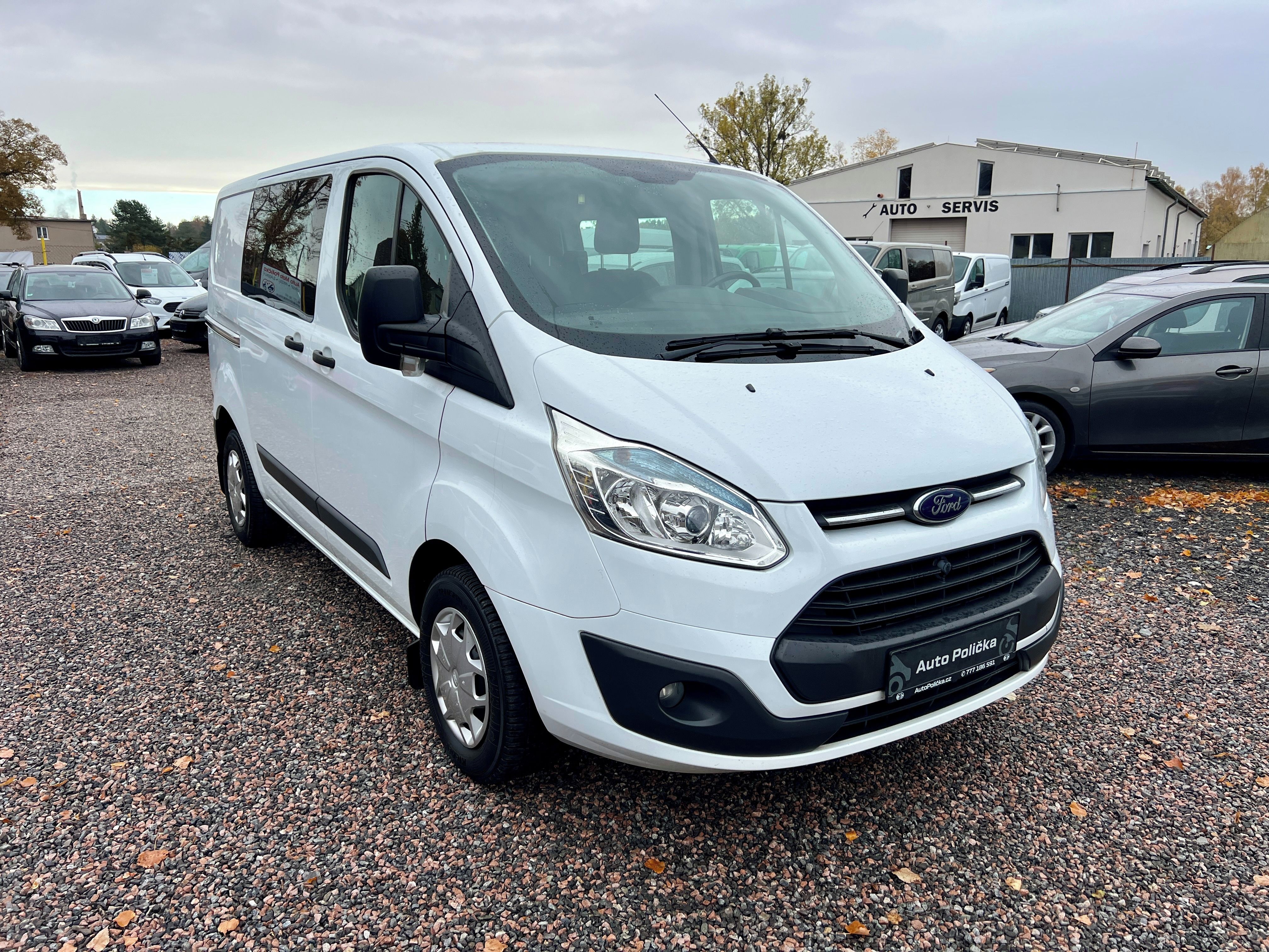 Ford Transit Custom, 2.2d 5 míst BezKorozePoServisu - fotka 4
