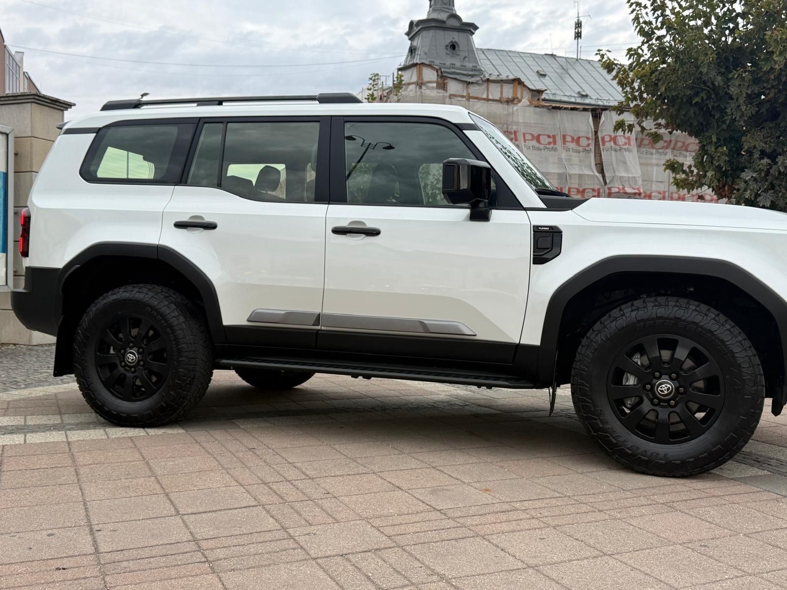 Toyota Land Cruiser, Prado First Edition GLX - fotka 2