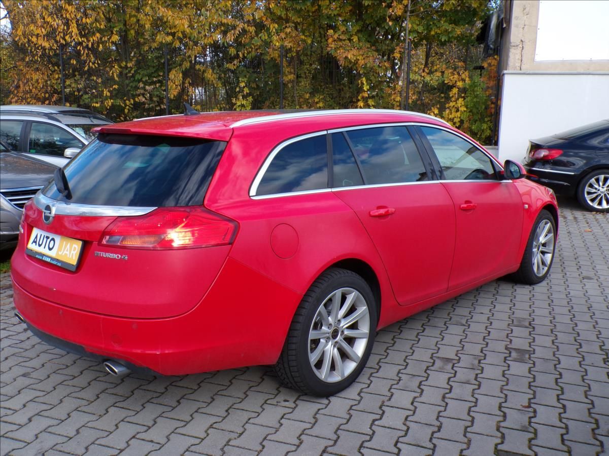 Opel Insignia, 2,0 BITURBO 4X4 143kW - fotka 4