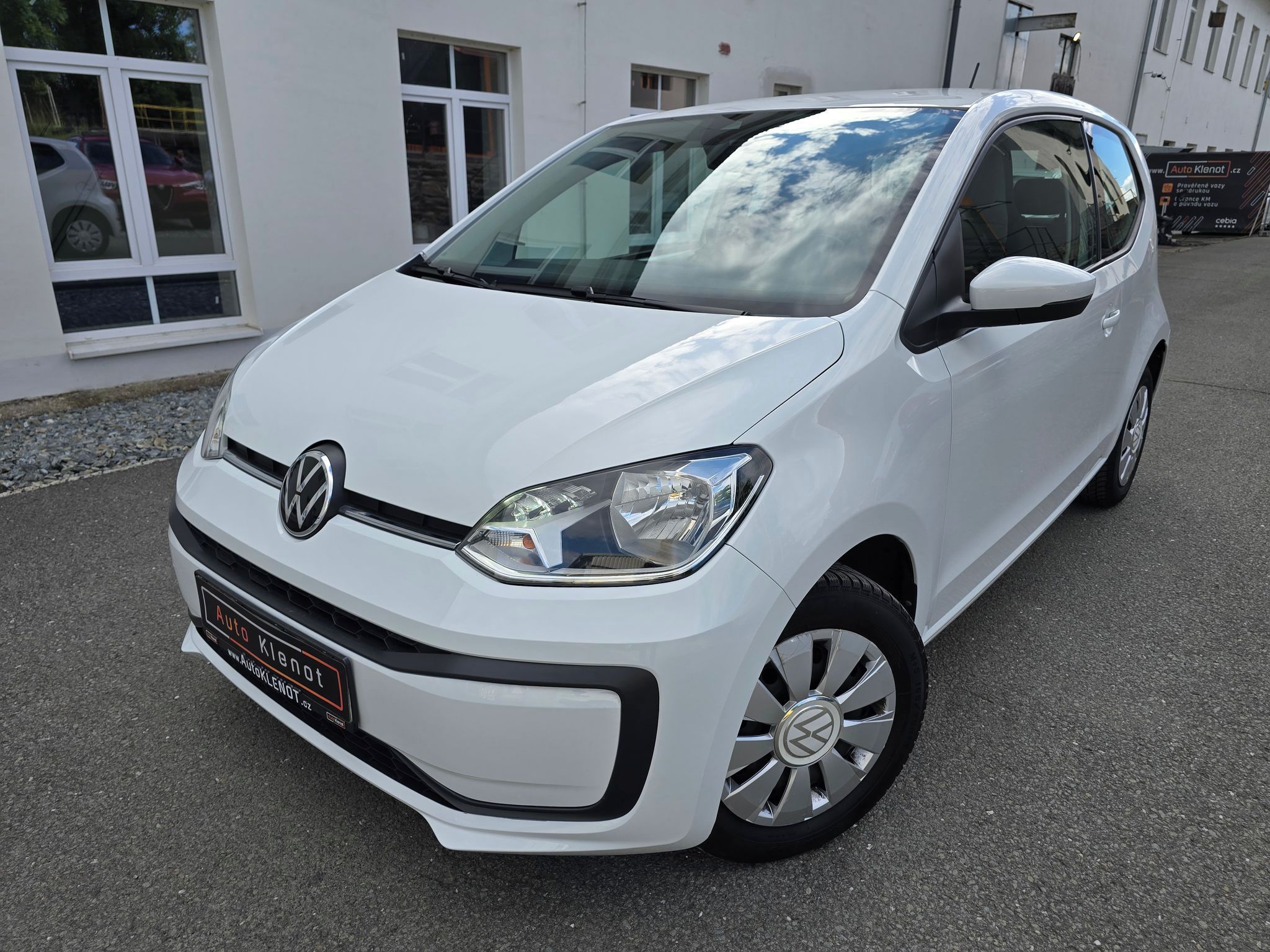 Volkswagen Up!, CNG KAMERA + DIGIKLIMA ČR