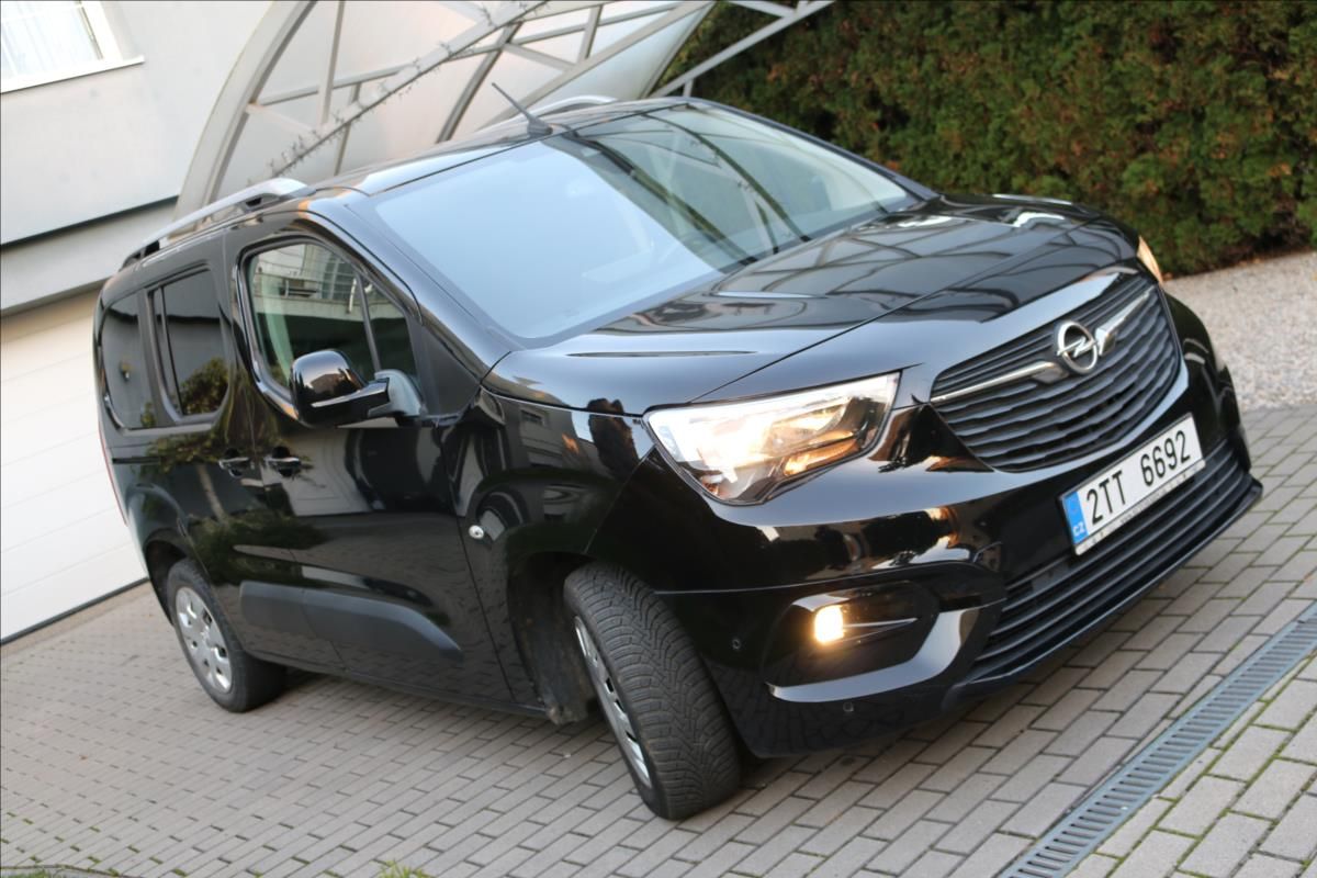 Opel Combo, 1,2 LIFE,81KW,87000 Km - fotka 3