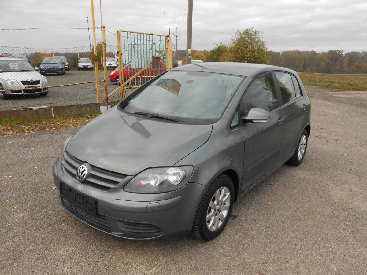 Volkswagen Golf Plus, 1,6 85 kW SERVISKA - fotka 2