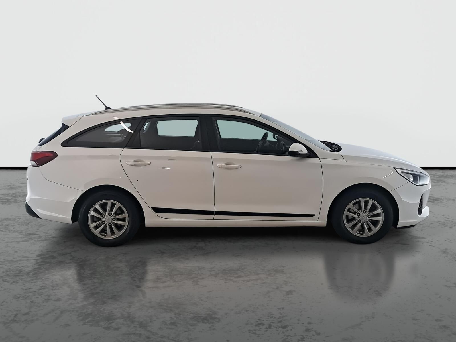 Hyundai i30, 1.6 CRDi, Klima, Tempomat - fotka 6