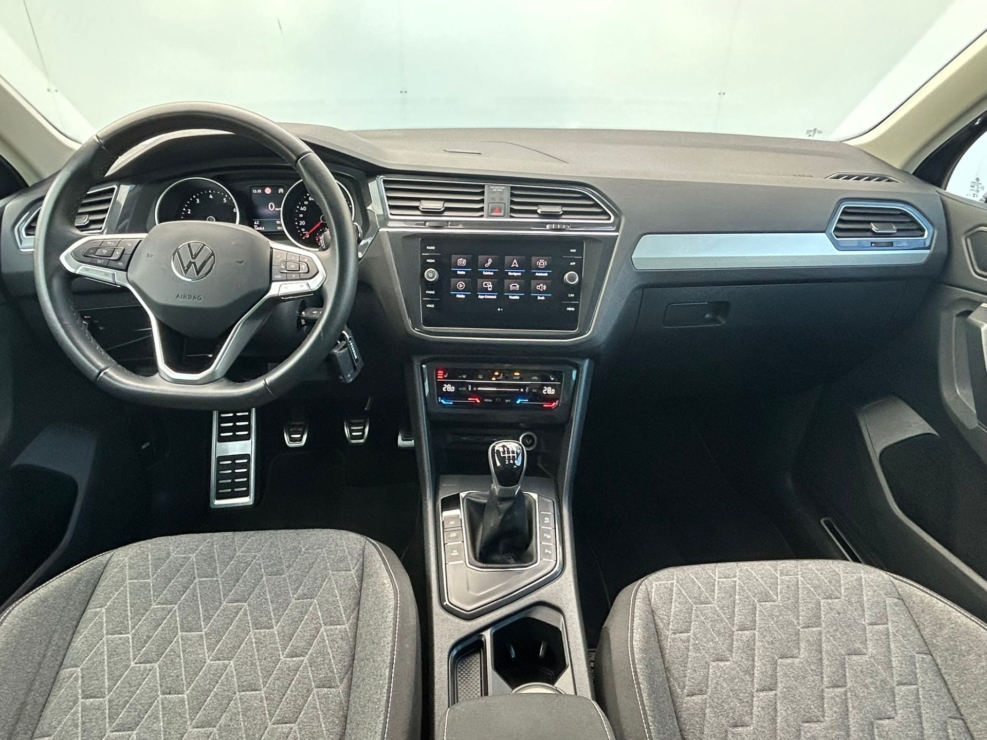 Volkswagen Tiguan, 1.5 TSI 110kW MOVE manuál - fotka 5