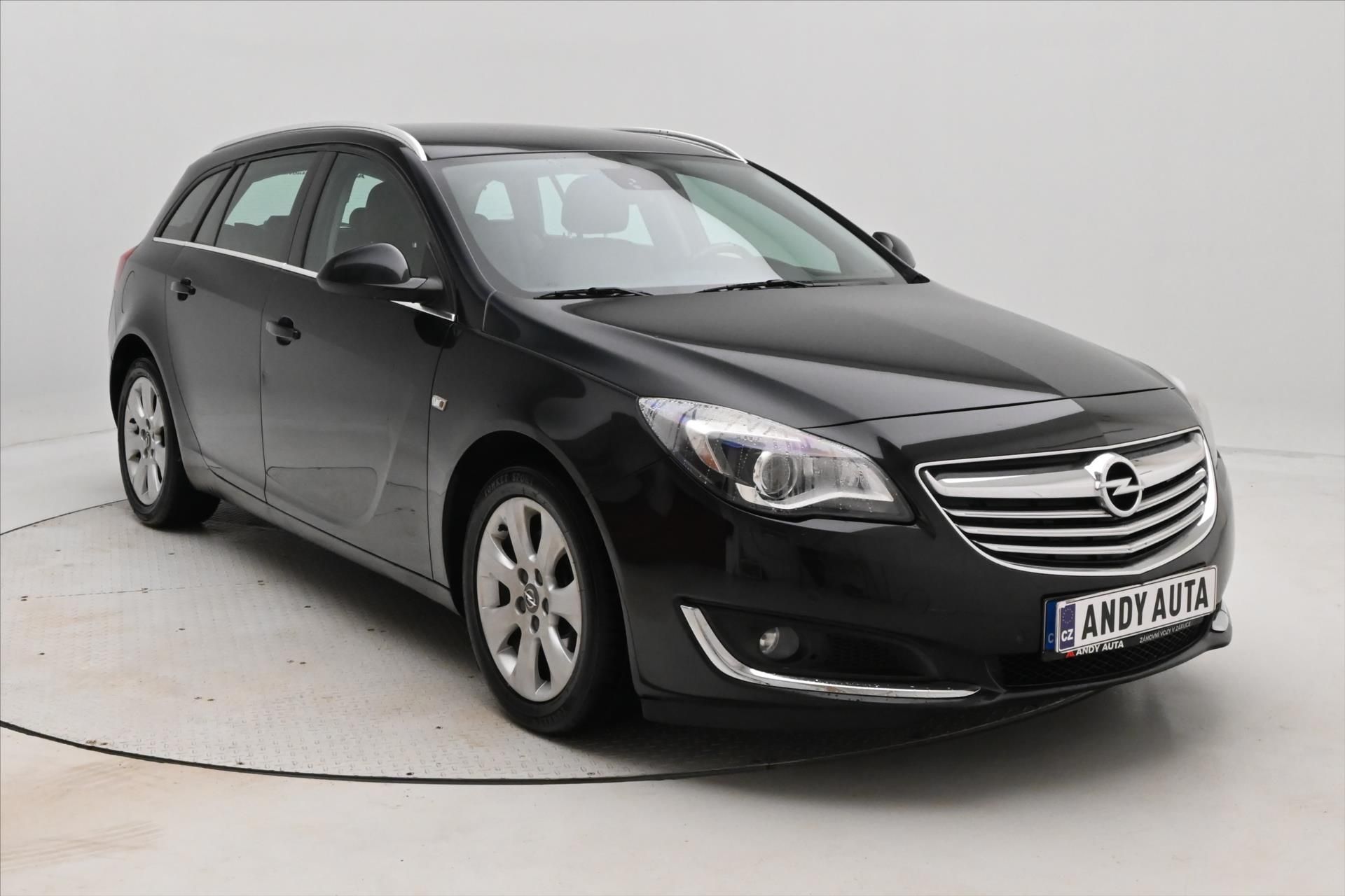 Opel Insignia, 2,0 CDTI 103kW Bi-Xen tažné - fotka 3