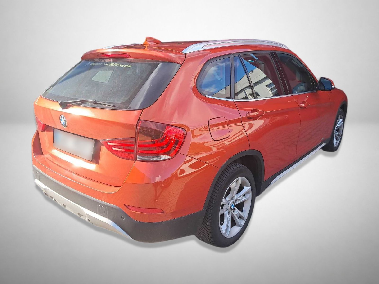BMW X1, xDrive18d, xLine, 4X4 - fotka 2