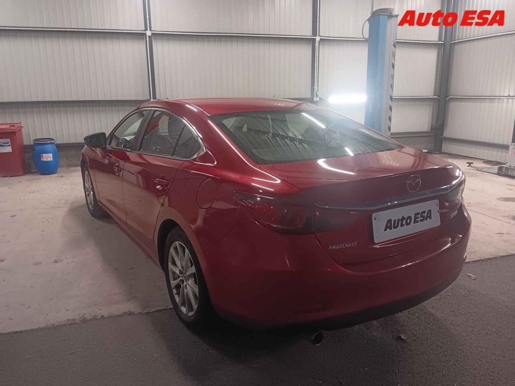 Mazda 6, 2.0i,1.maj,ČR - fotka 2