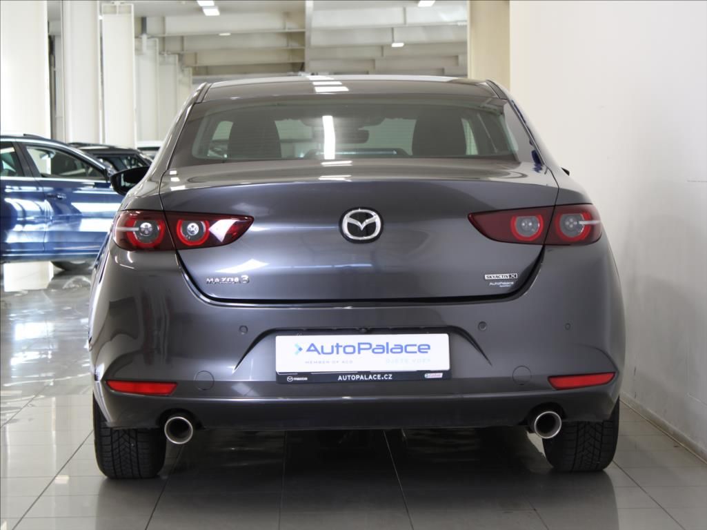 Mazda 3, 2,0 X180 GT Plus Sound 1.maj.Č - fotka 4
