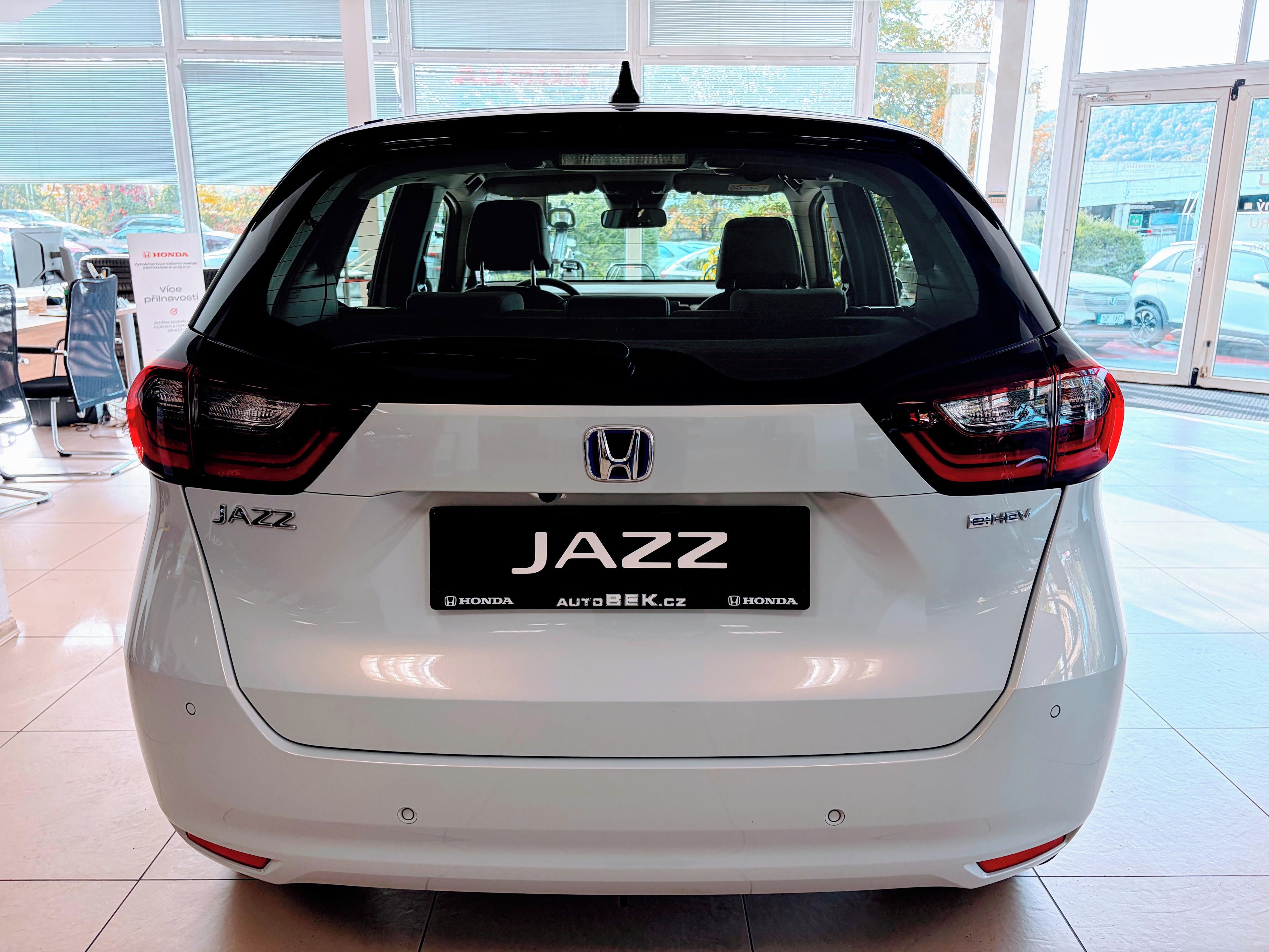 Honda Jazz, 1,5 e:HEV Elegance - fotka 6