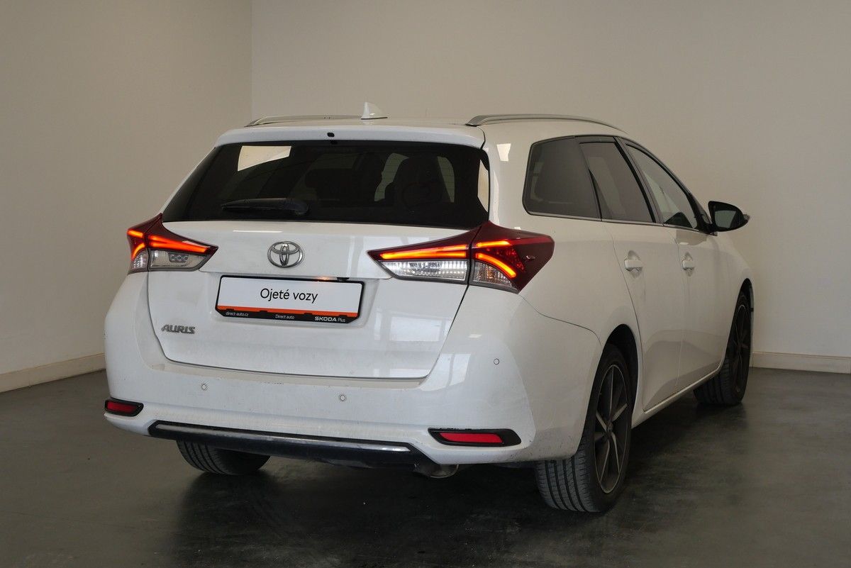 Toyota Auris, 1.6 Valvematic 97 kW Active - fotka 2