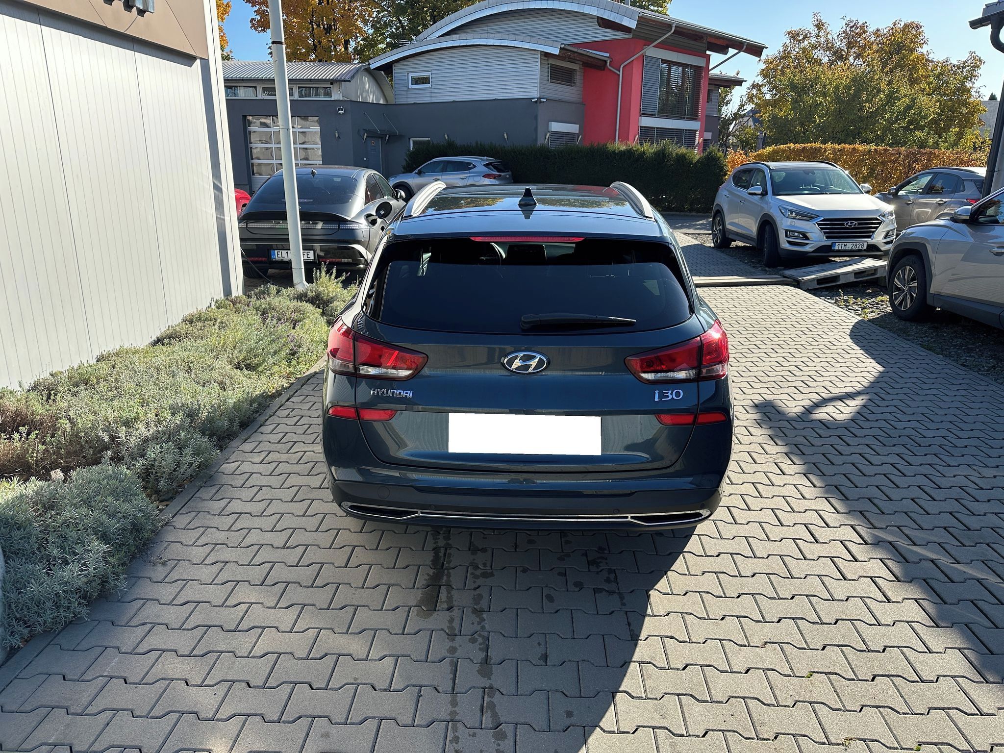 Hyundai i30, 1.5i 81 kW STYLE - fotka 6
