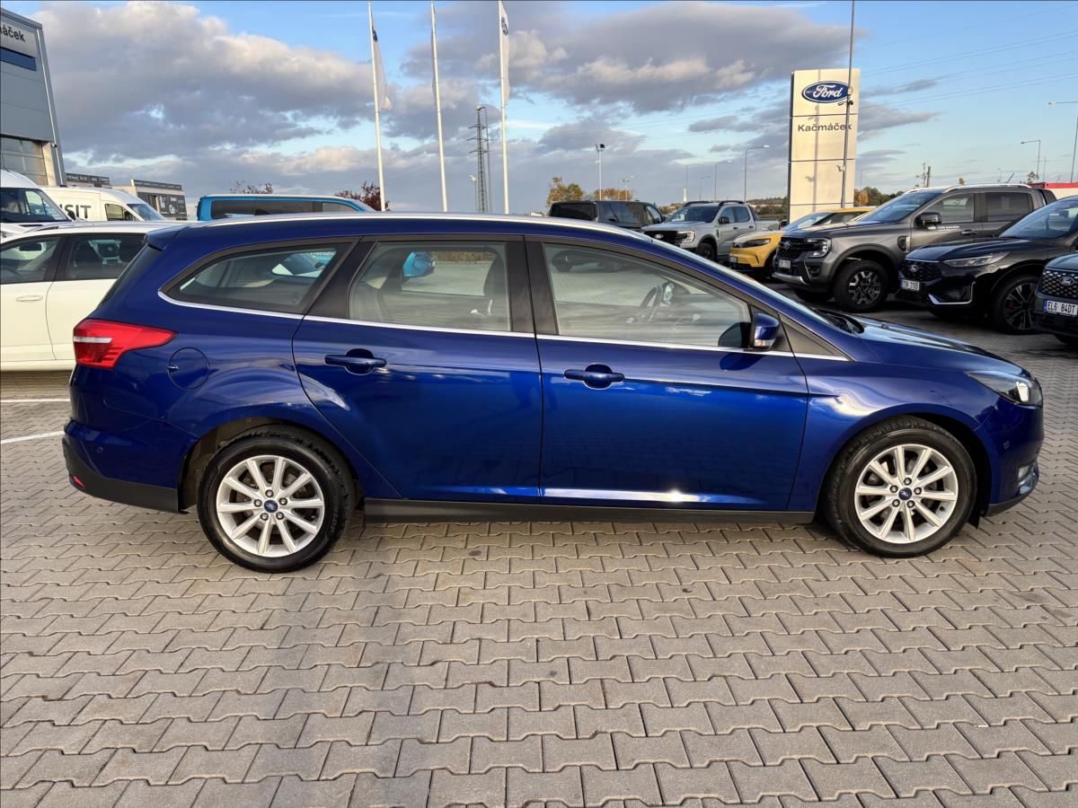 Ford Focus, 1,5 TDCI 88kW Titanium - fotka 6
