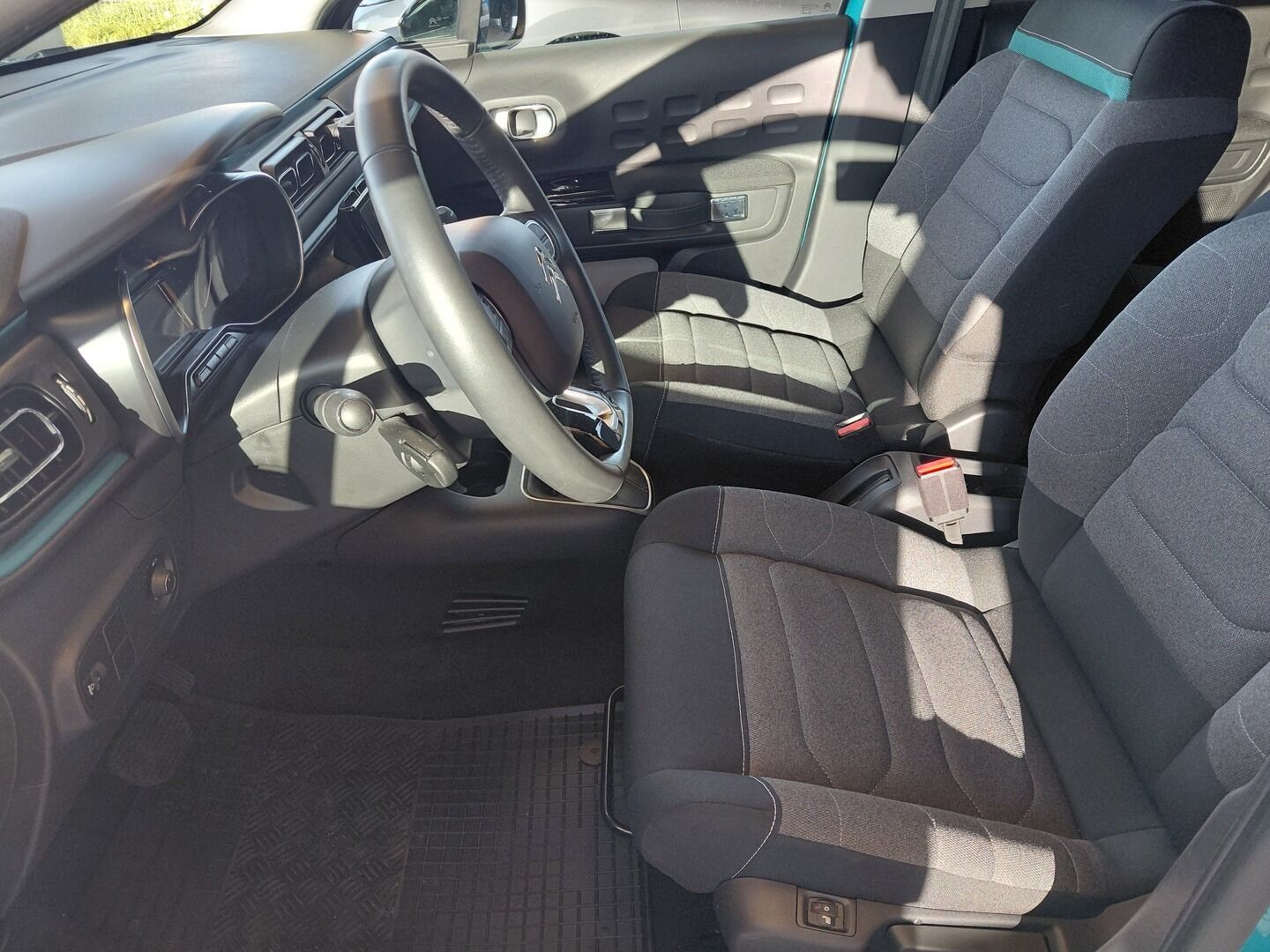 Citroën C3, 1.2PT 81KW AUT 2023 - fotka 5