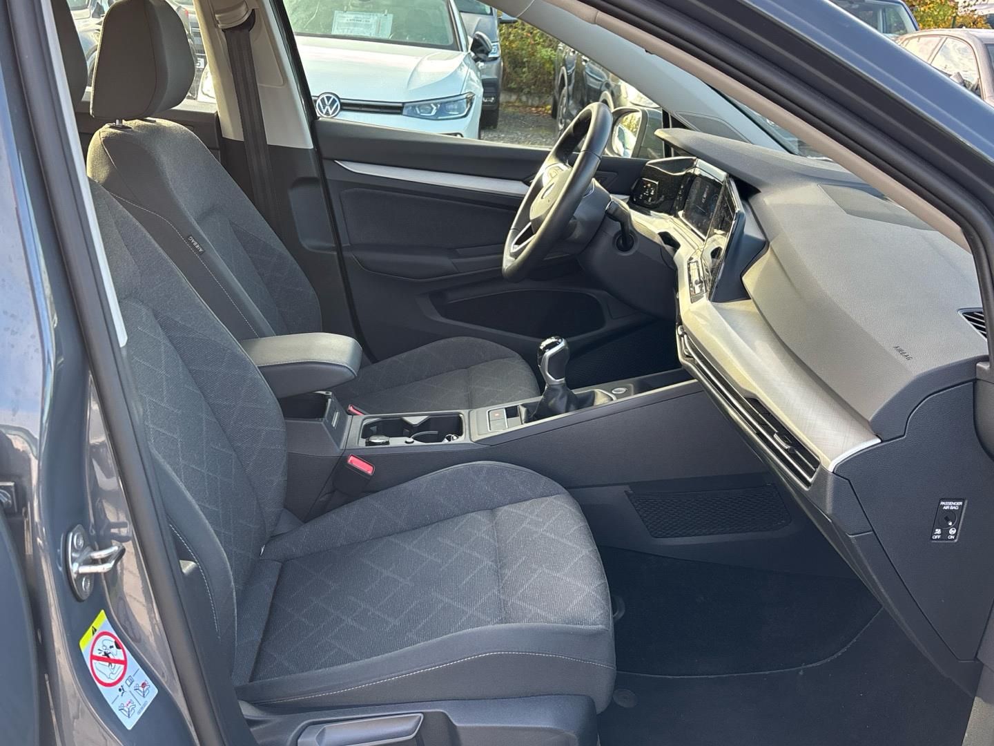 Volkswagen Golf, 1.5 TSI / 110 kW Life - fotka 6