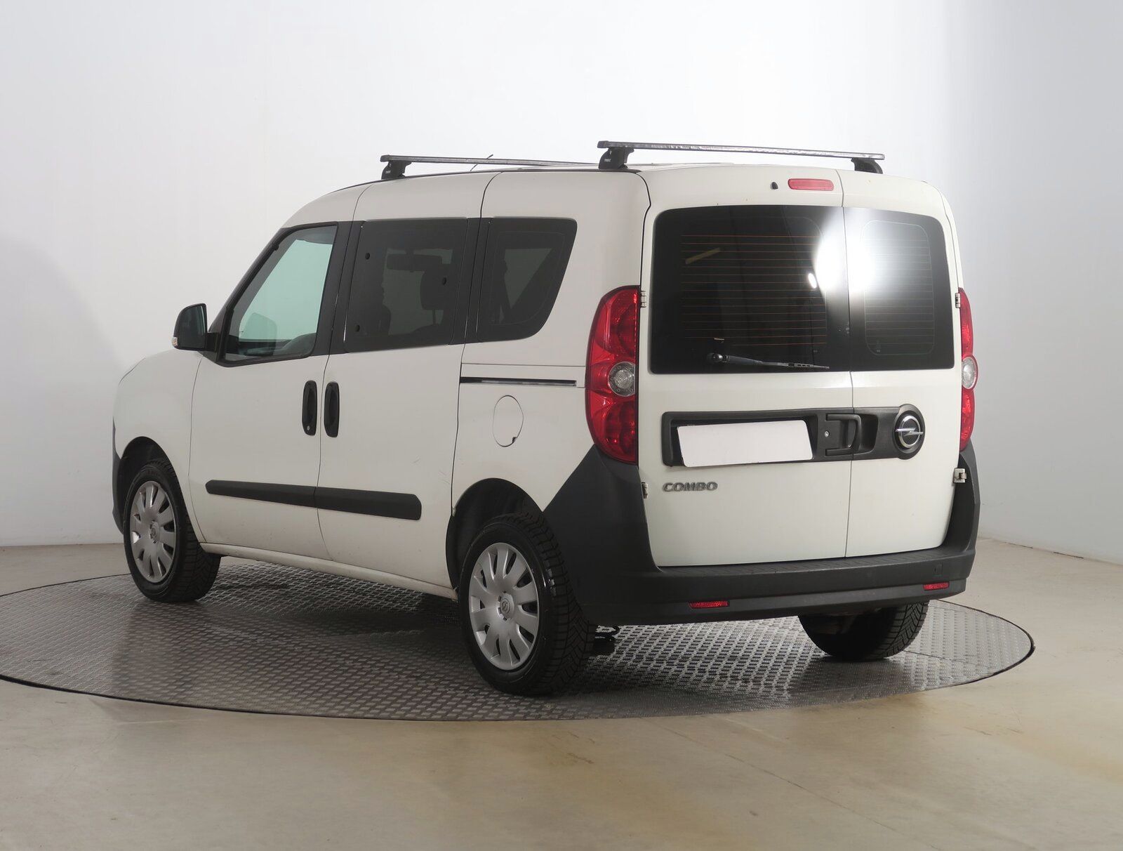 Opel Combo, 1.4 16V, 5Míst, ČR, 1Maj, DPH - fotka 4