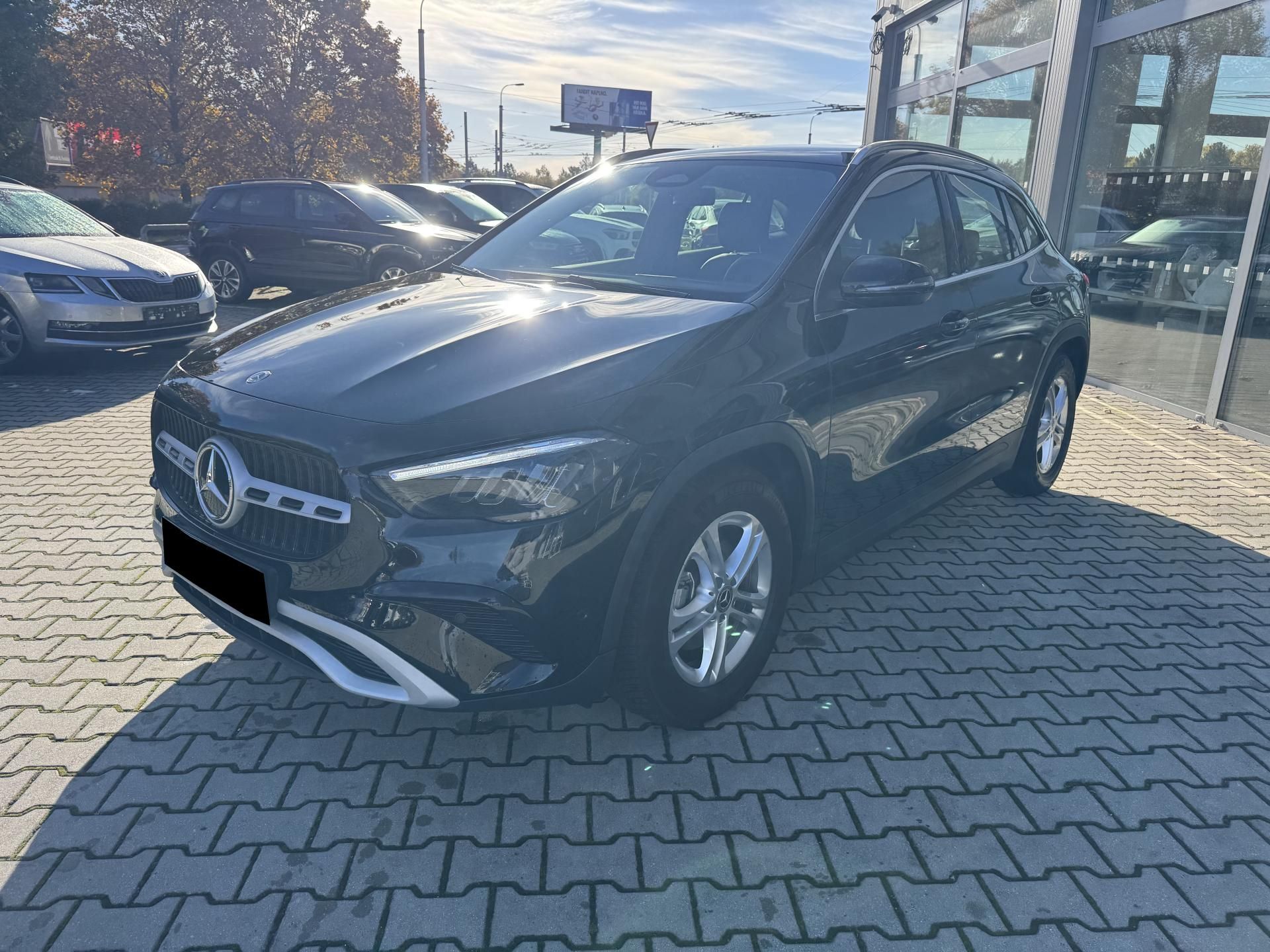 Mercedes-Benz GLA, GLA 200 Aut.LED NAVI KAMERA - fotka 3