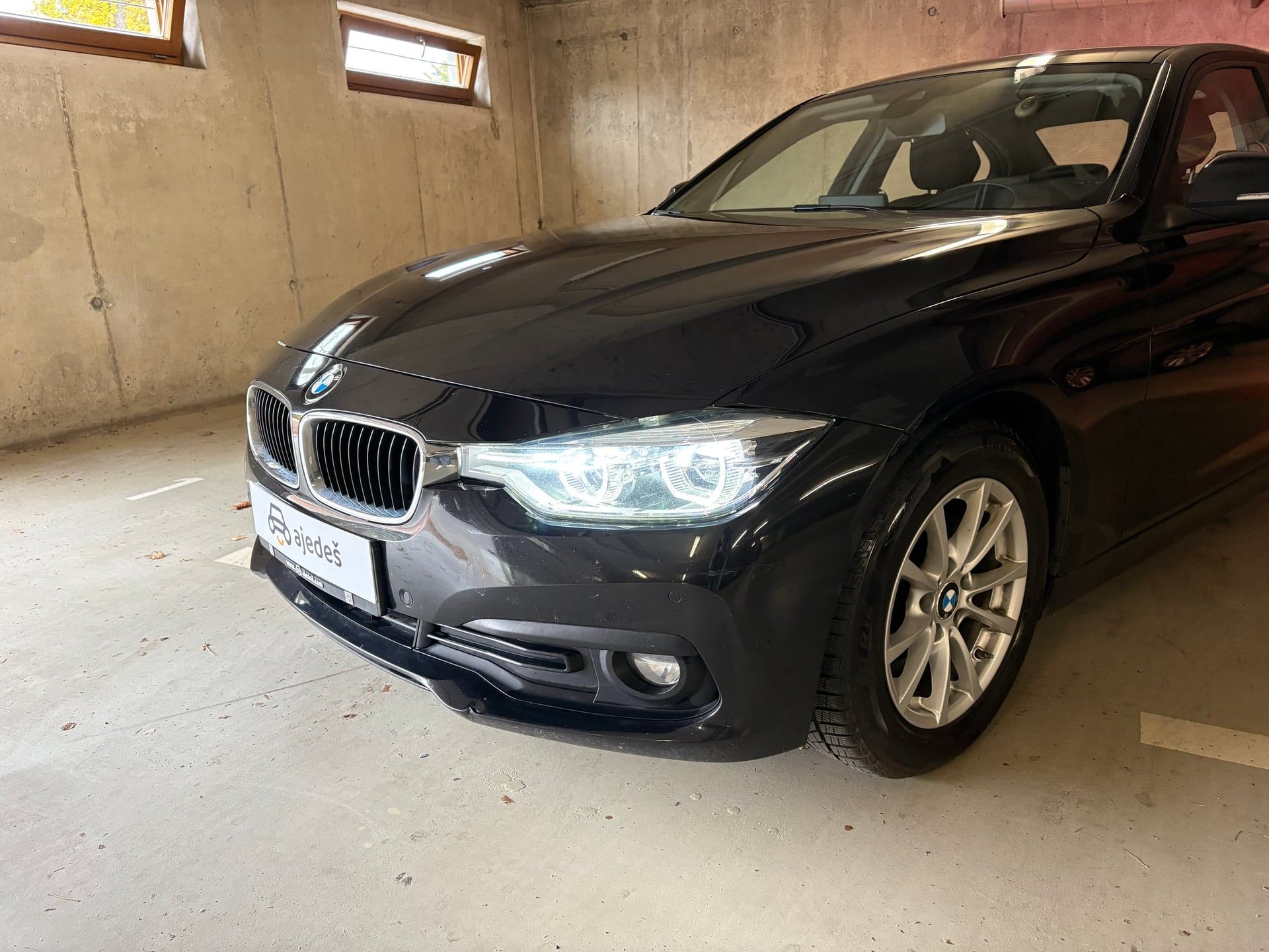 BMW Řada 3, 320d/F30/EfficientDynamics - fotka 3