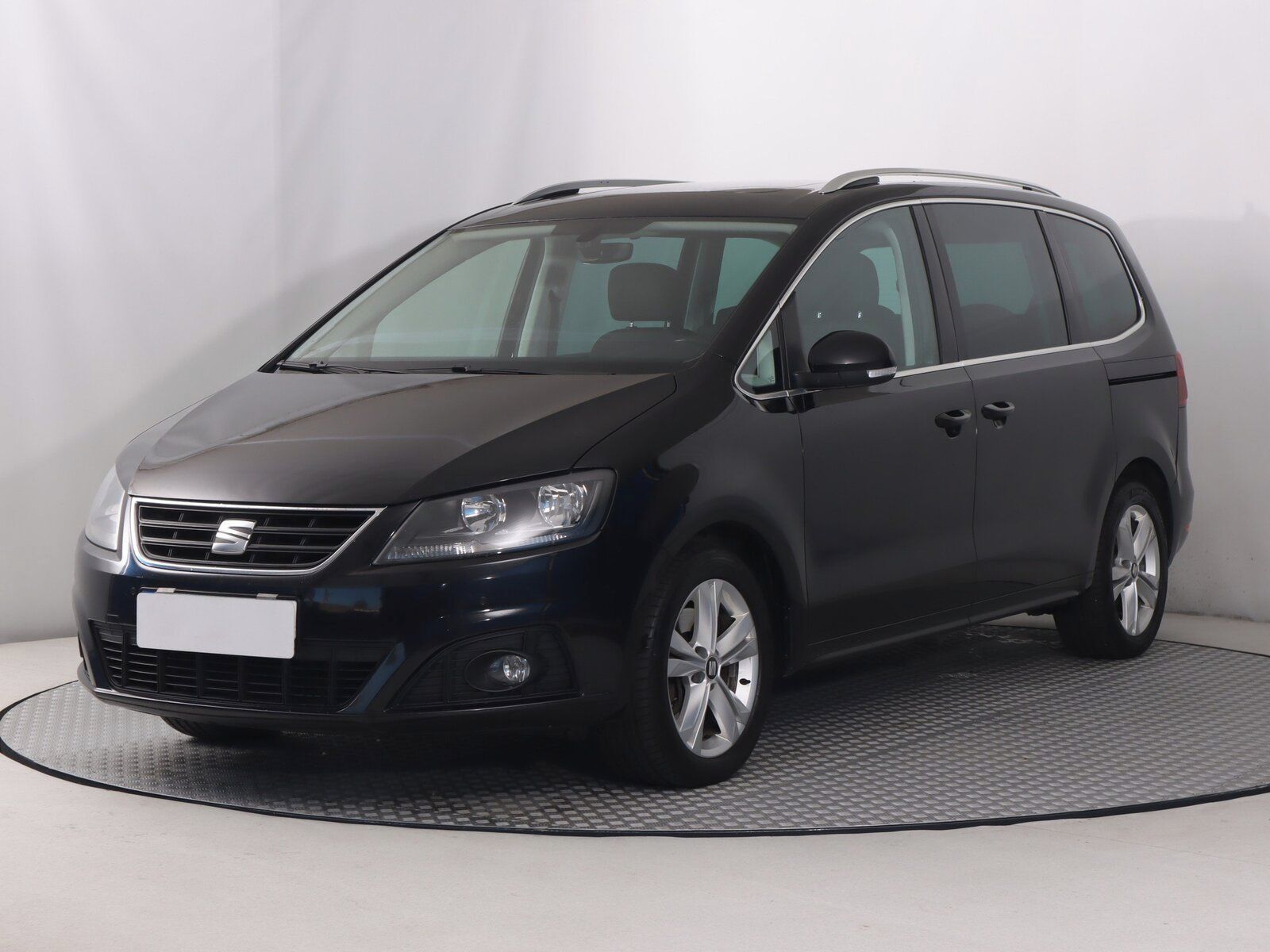 Seat Alhambra, 2.0 TDI, 7 míst, Serv.kniha - fotka 2