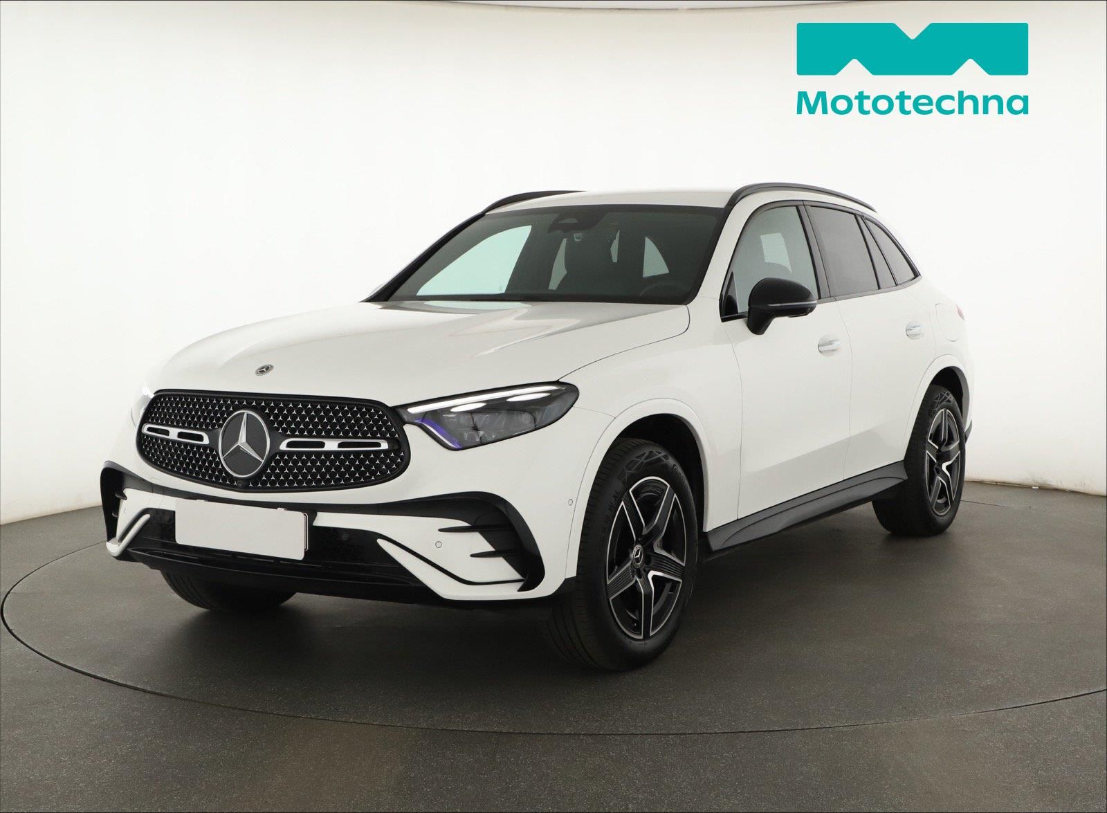Mercedes-Benz GLC, 300 e 4MATIC, AMG LINE