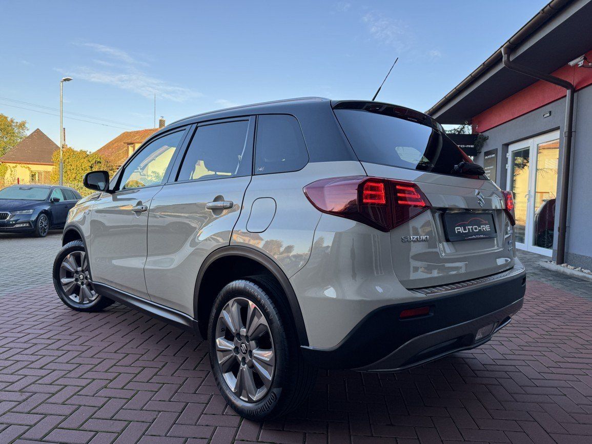 Suzuki Vitara, 1.4i BoosterJet Allgrip LED - fotka 3
