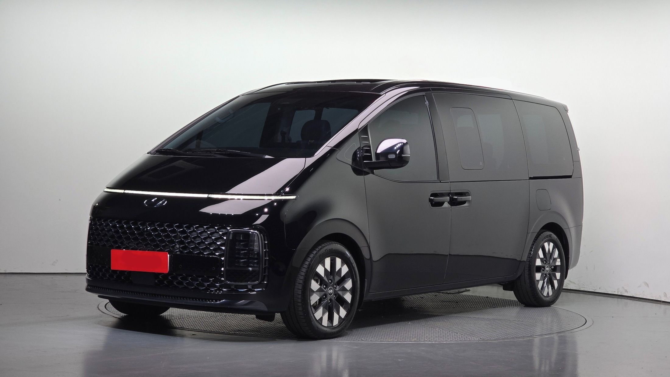 Hyundai Staria, Auto na cestě