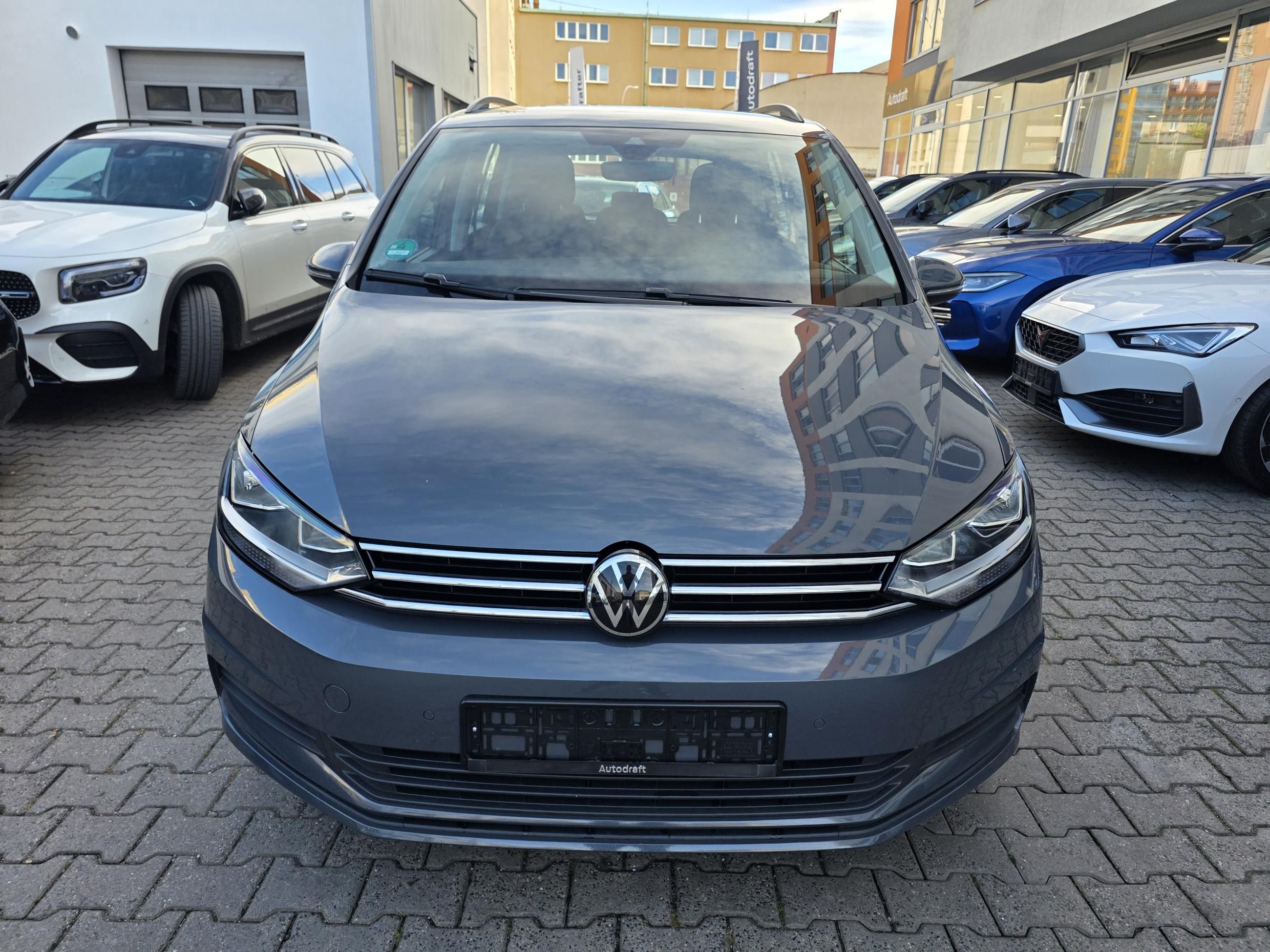 Volkswagen Touran, 2.0 TDI 110kW DSG - fotka 3