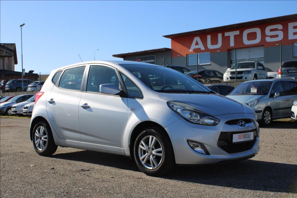 Hyundai ix20, 1,4 i  ČR, DIG. KLIMA, ASR - fotka 3
