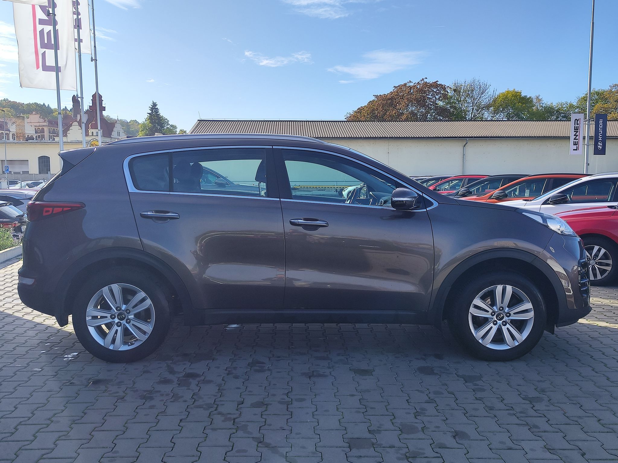 Kia Sportage, 1.6 GDI/97kW Exclusive - fotka 4