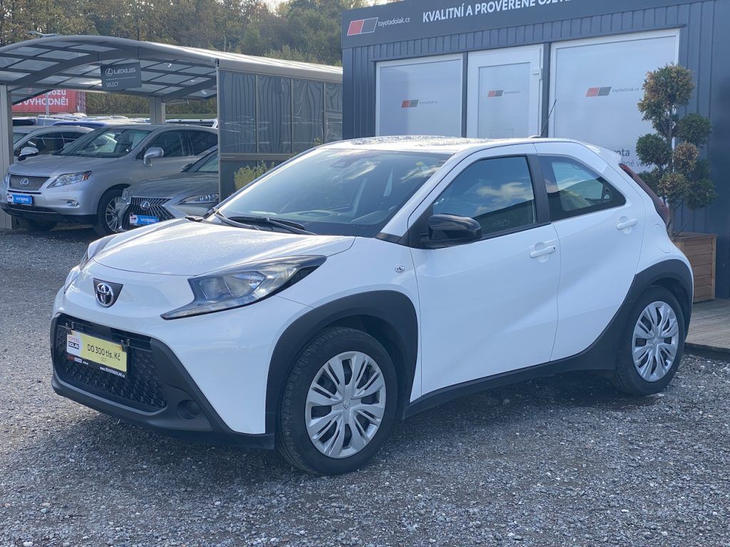 Toyota Aygo, 1.0i, ČR, Comfort Business - fotka 4