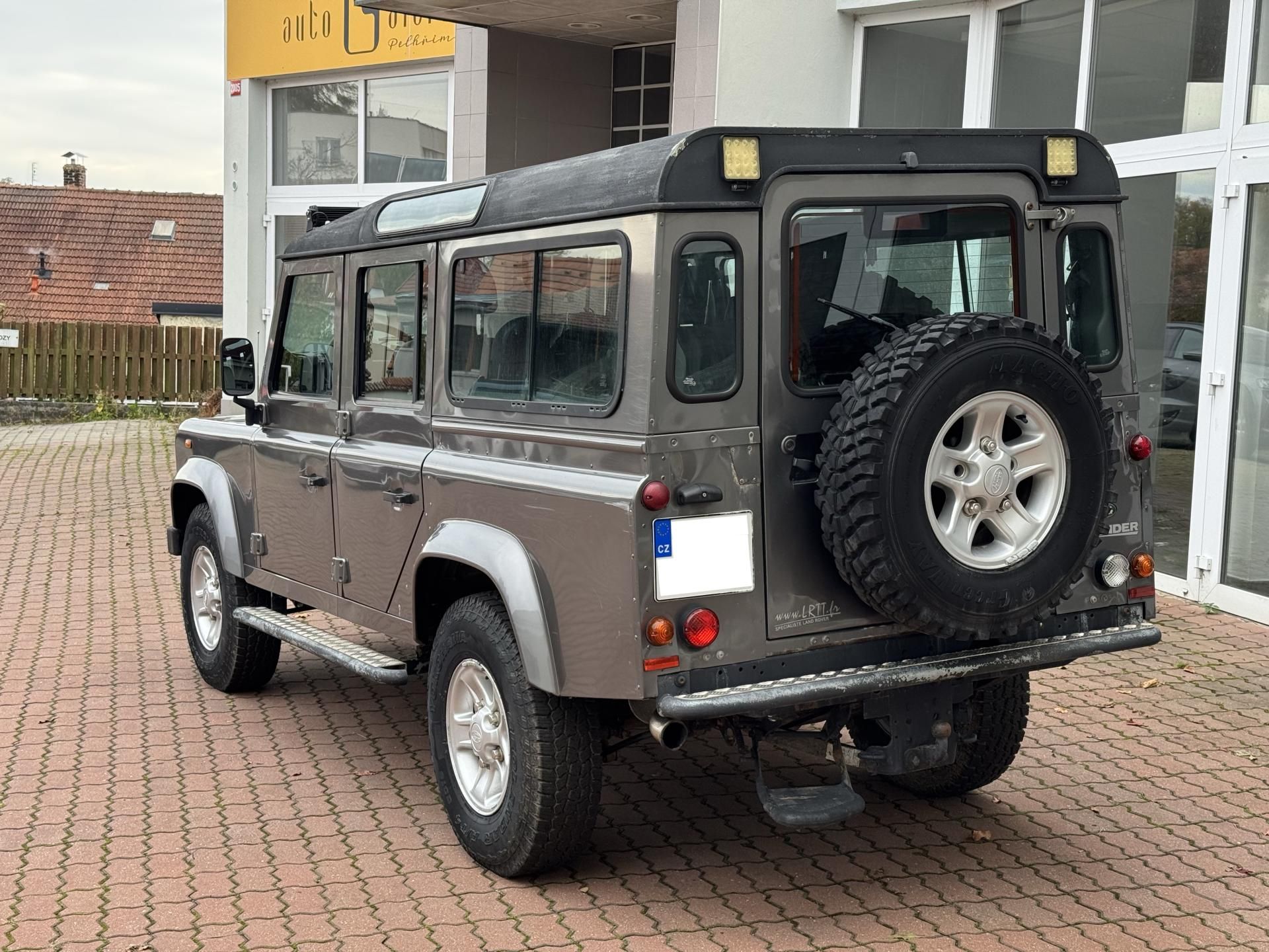 Land Rover Defender, PUMA - fotka 6